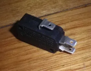 General Purpose SPDT 4.8mm Terminal Microswitch Suits Fisher & Paykel Out Of Balance- Part # KW7
