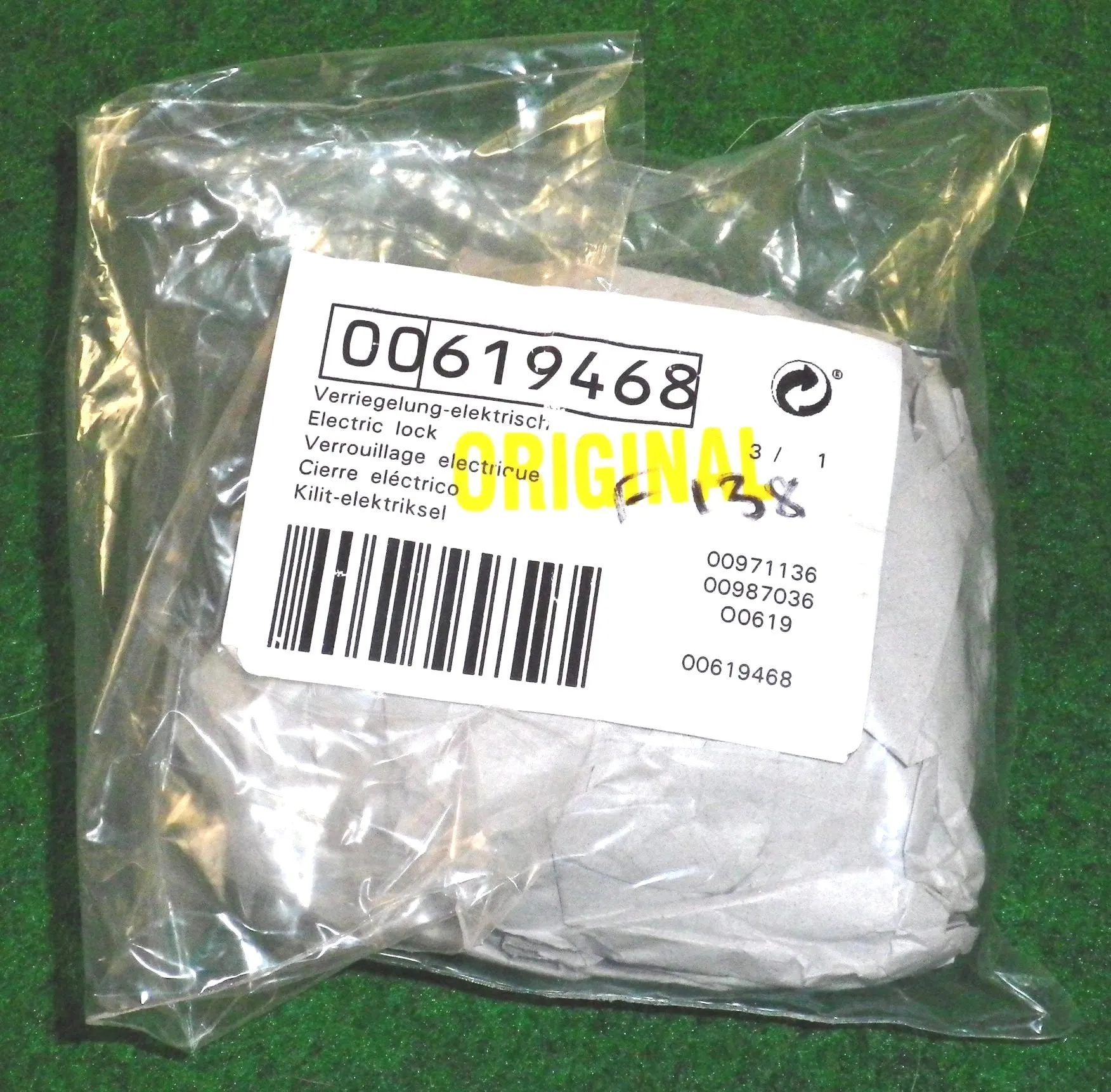 Genuine Bosch Avantixx Front Load Washer Door Interlock Switch - Part # 619468
