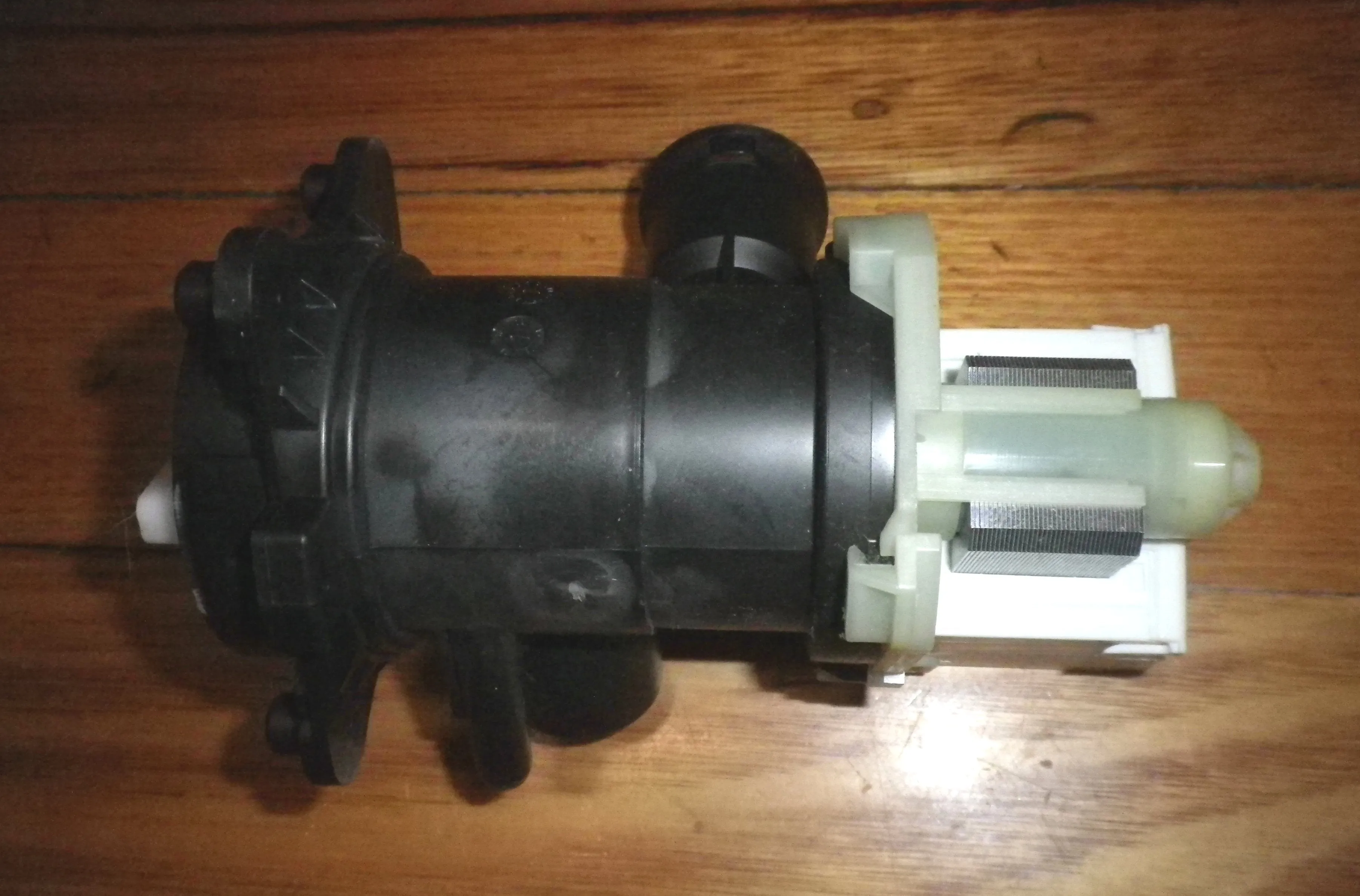 Genuine Bosch Logixx WAS32742AU Magnetic Drain Pump - Part No. 145777, 00145777