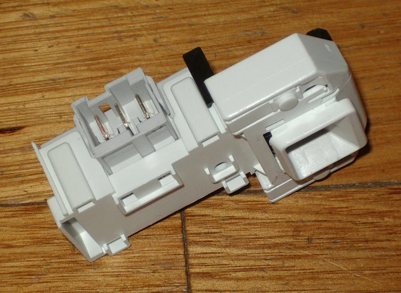 Genuine Bosch Maxx Front Loader Door Interlock Switch - Part # 610147