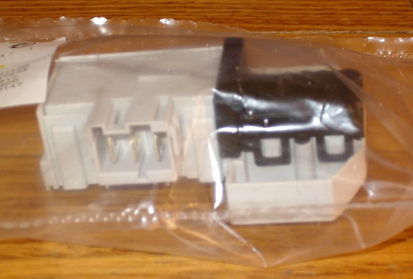 Genuine Bosch Maxx Front Loader Door Interlock Switch - Part # 610147