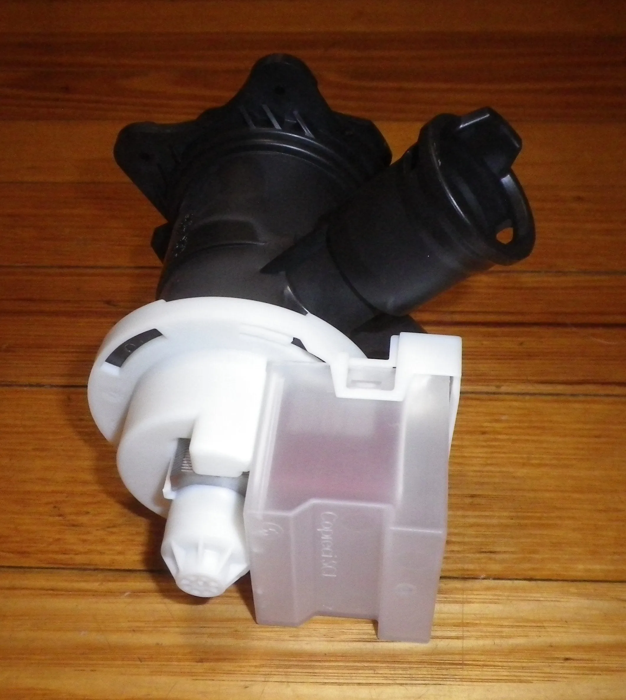 Genuine Bosch WAW28420AU Magnetic Drain Pump - Part No. 146258, 00146258