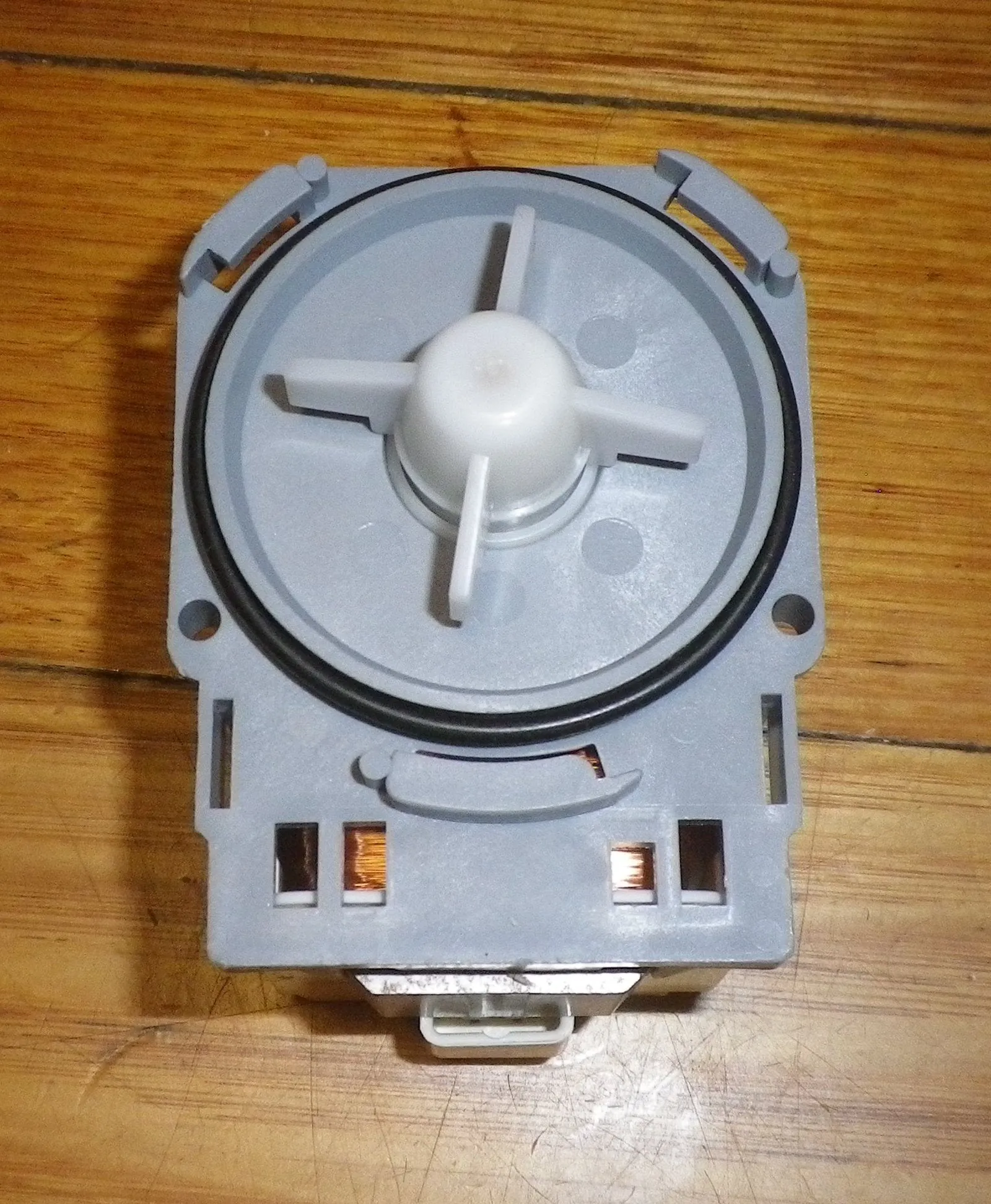 Genuine Electrolux Front Load Washer Dryer Drain Pump Motor Body - Part No. 132663000