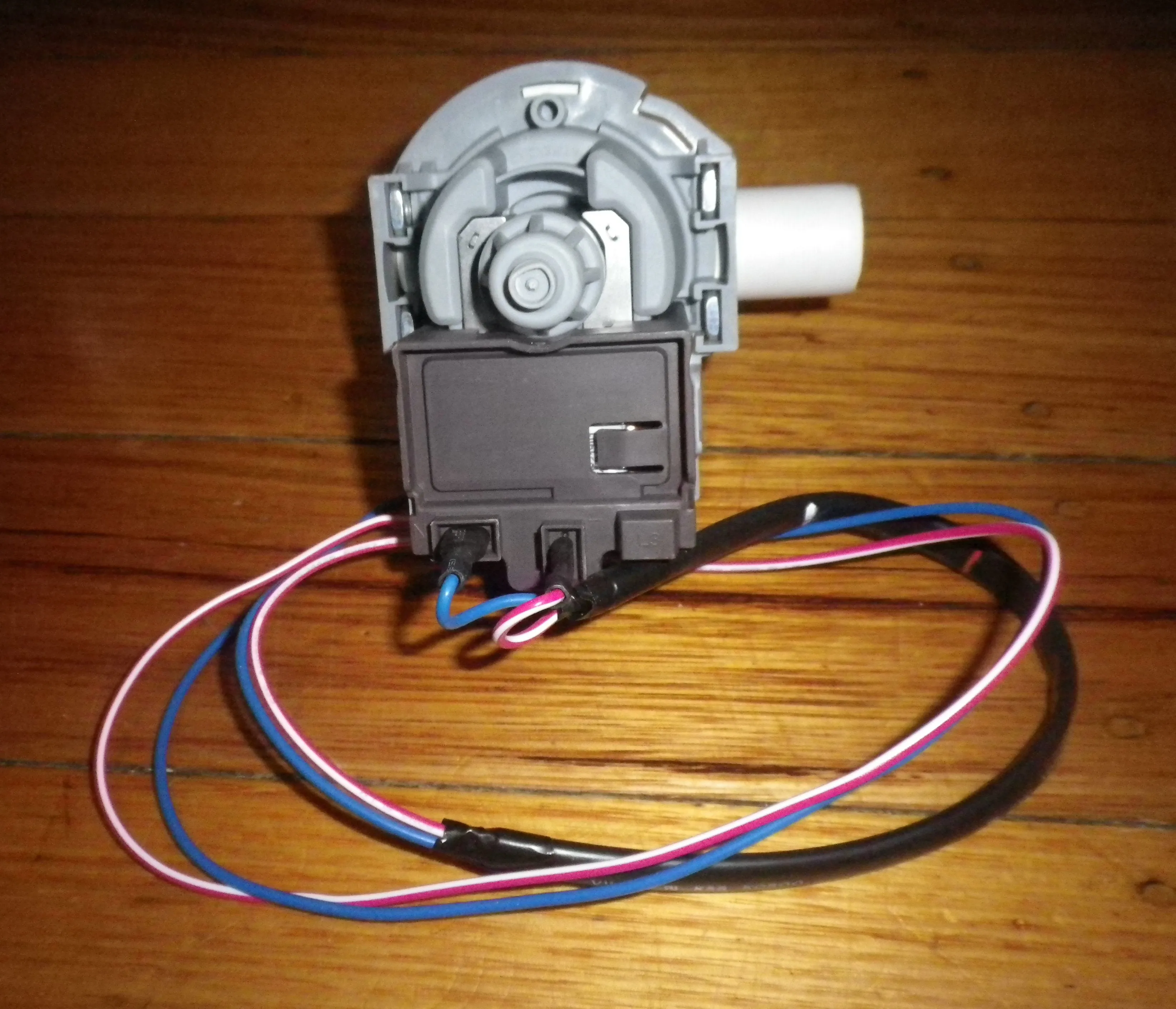 Genuine Haier Magnetic Pump Motor with Flyleads - Part No. H0034000110D