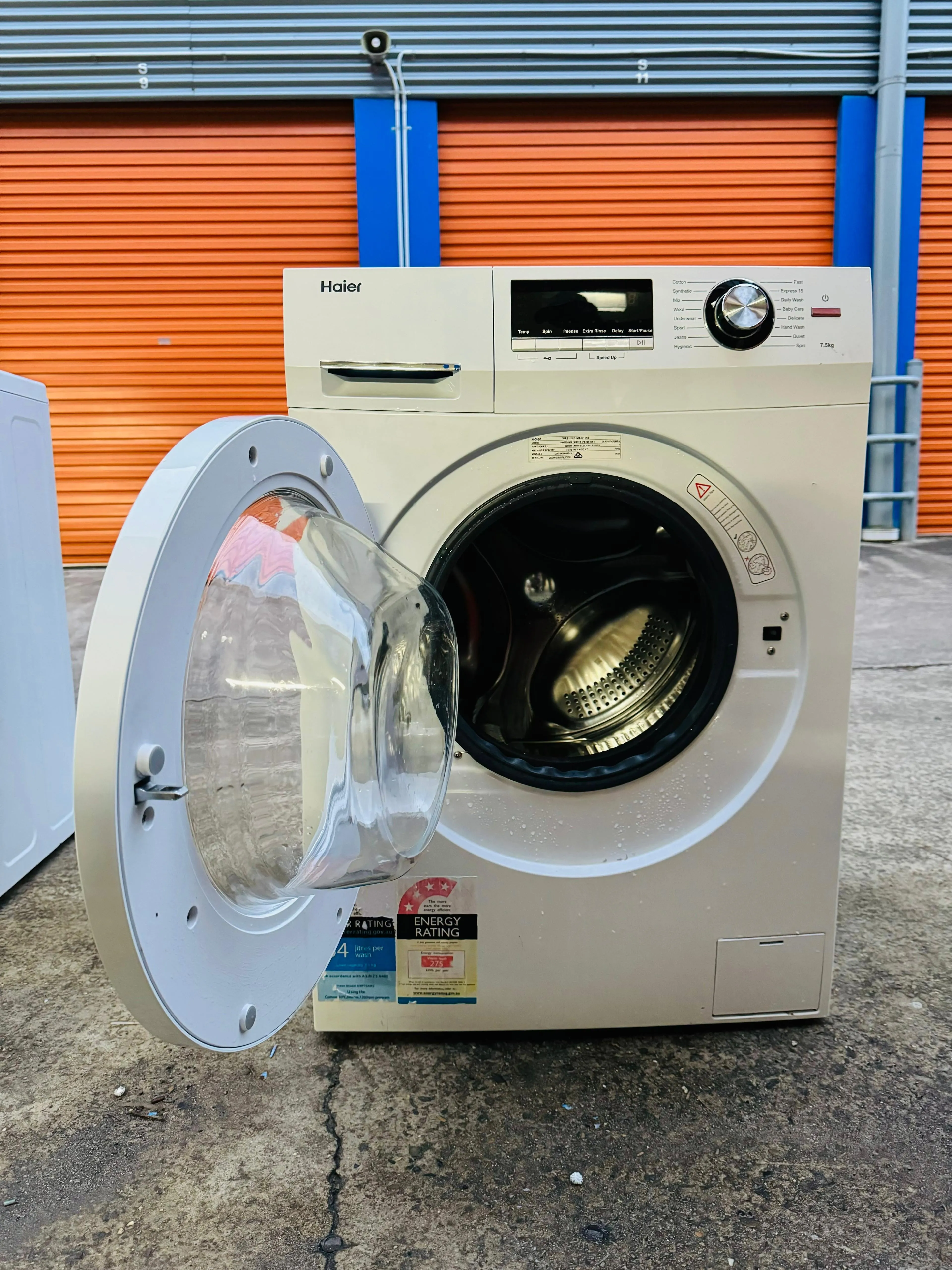 **HAIER 7.5kg FRONT LOADER WASHING MACHINE**