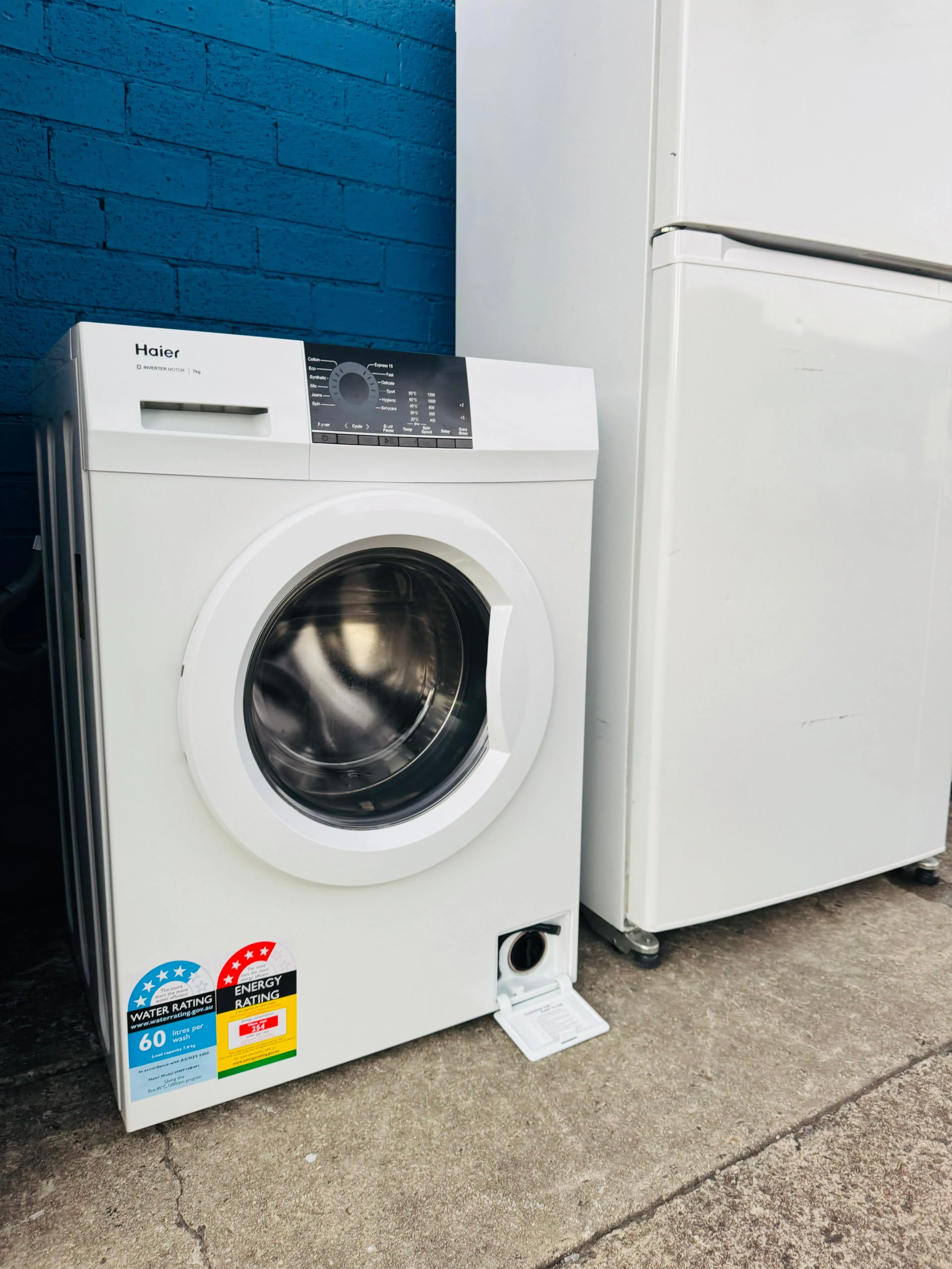**HAIER 7KGS FRONT LOADER WASHING MACHINE**