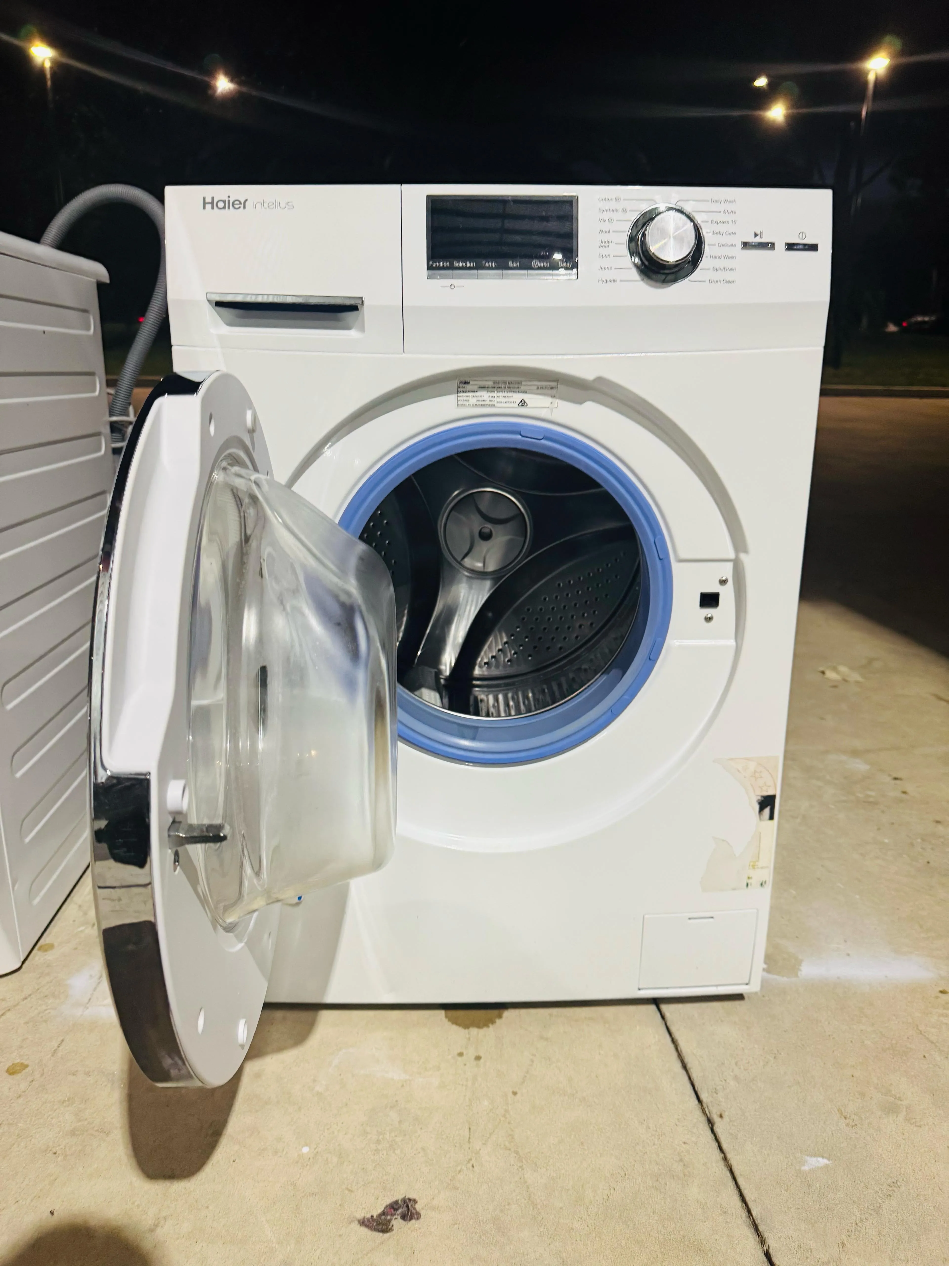 **HAIER 8.5KGS FRONT LOADER WASHING MACHINE**