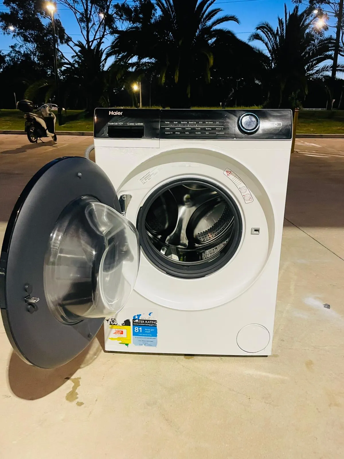 **HAIER 9.5 KGS FRONT LOADER WASHING MACHINE**