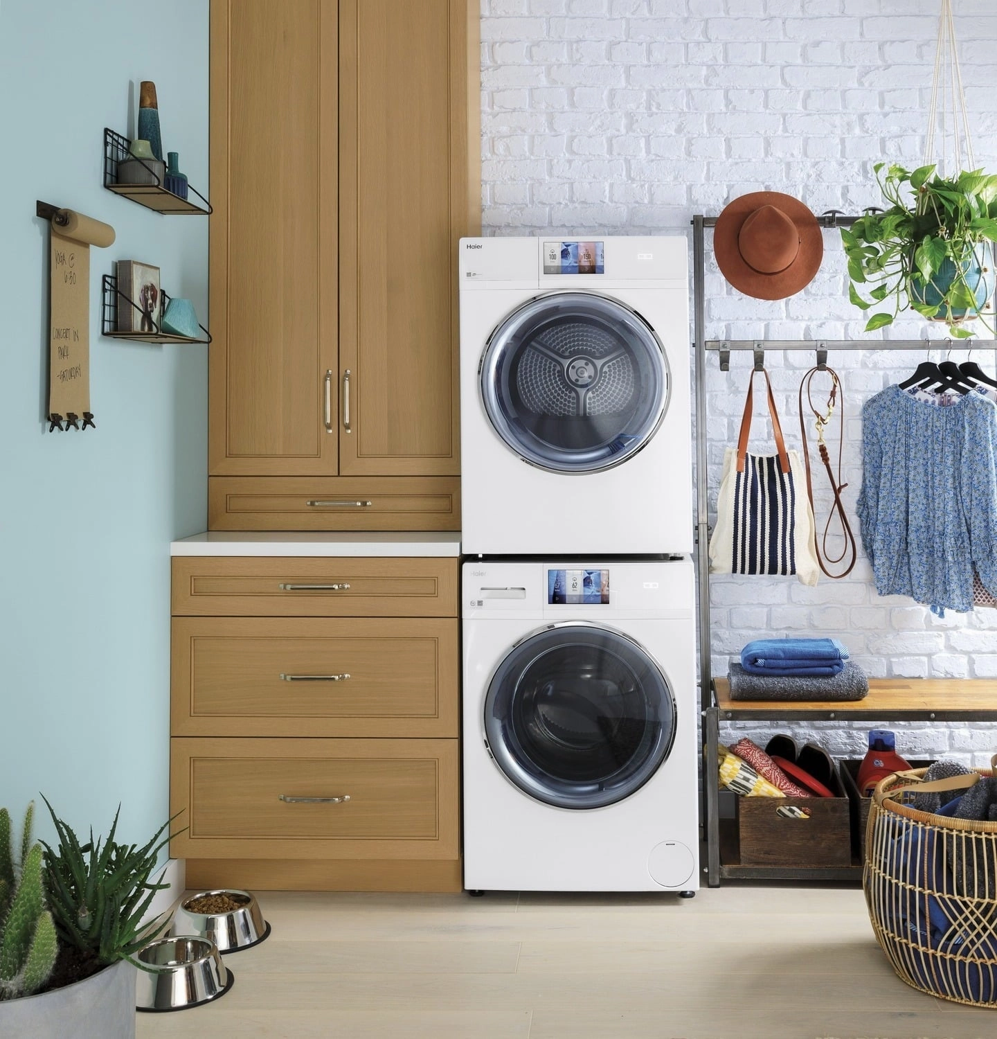Haier QFD15ESSNWW 4.3 Cu.Ft. Capacity Smart 24" Frontload Electric Dryer With Stainless Steel Basket