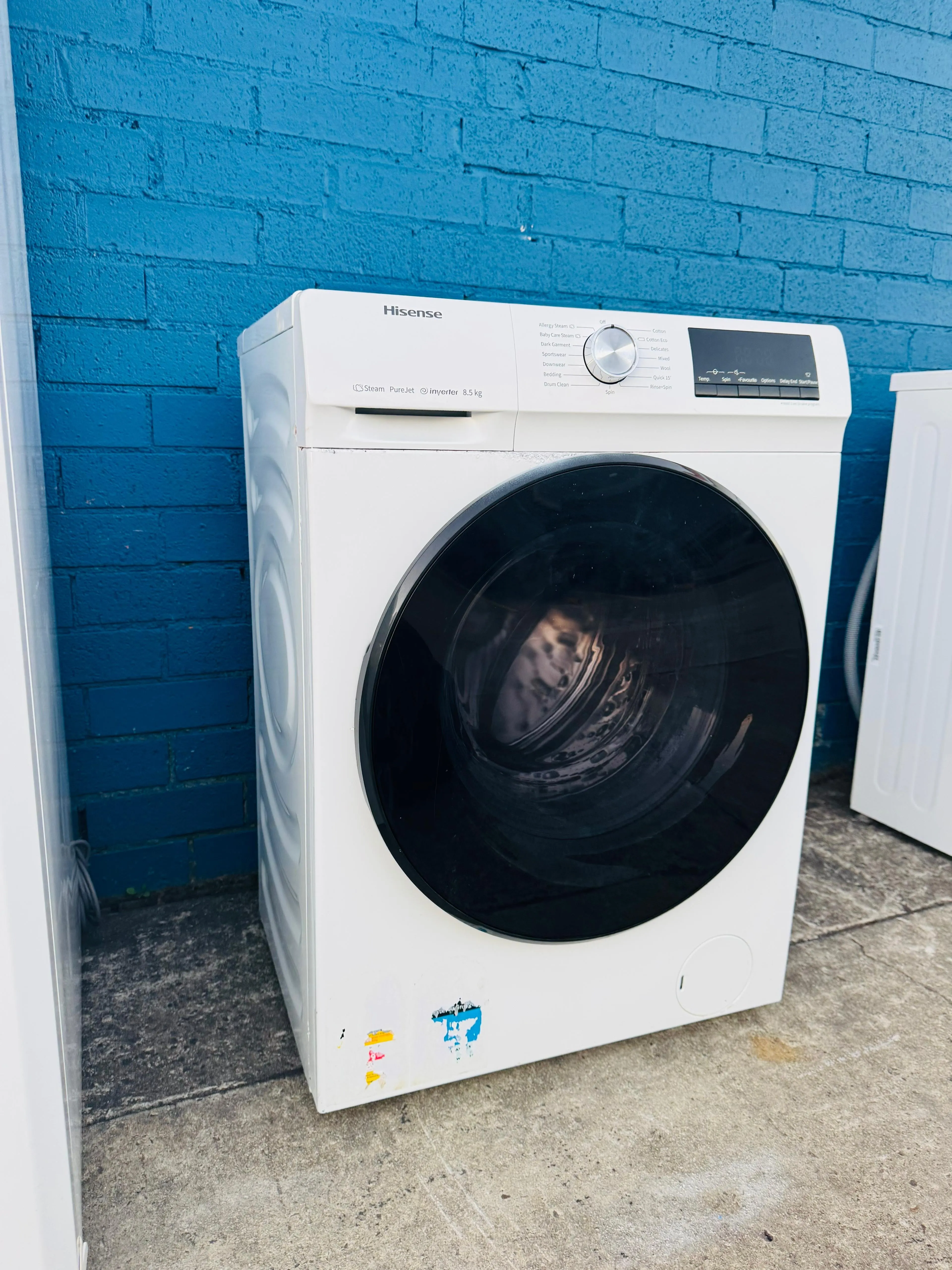 **HISENSE 8.5KGS FRONT LOADER WASHING MACHINE**