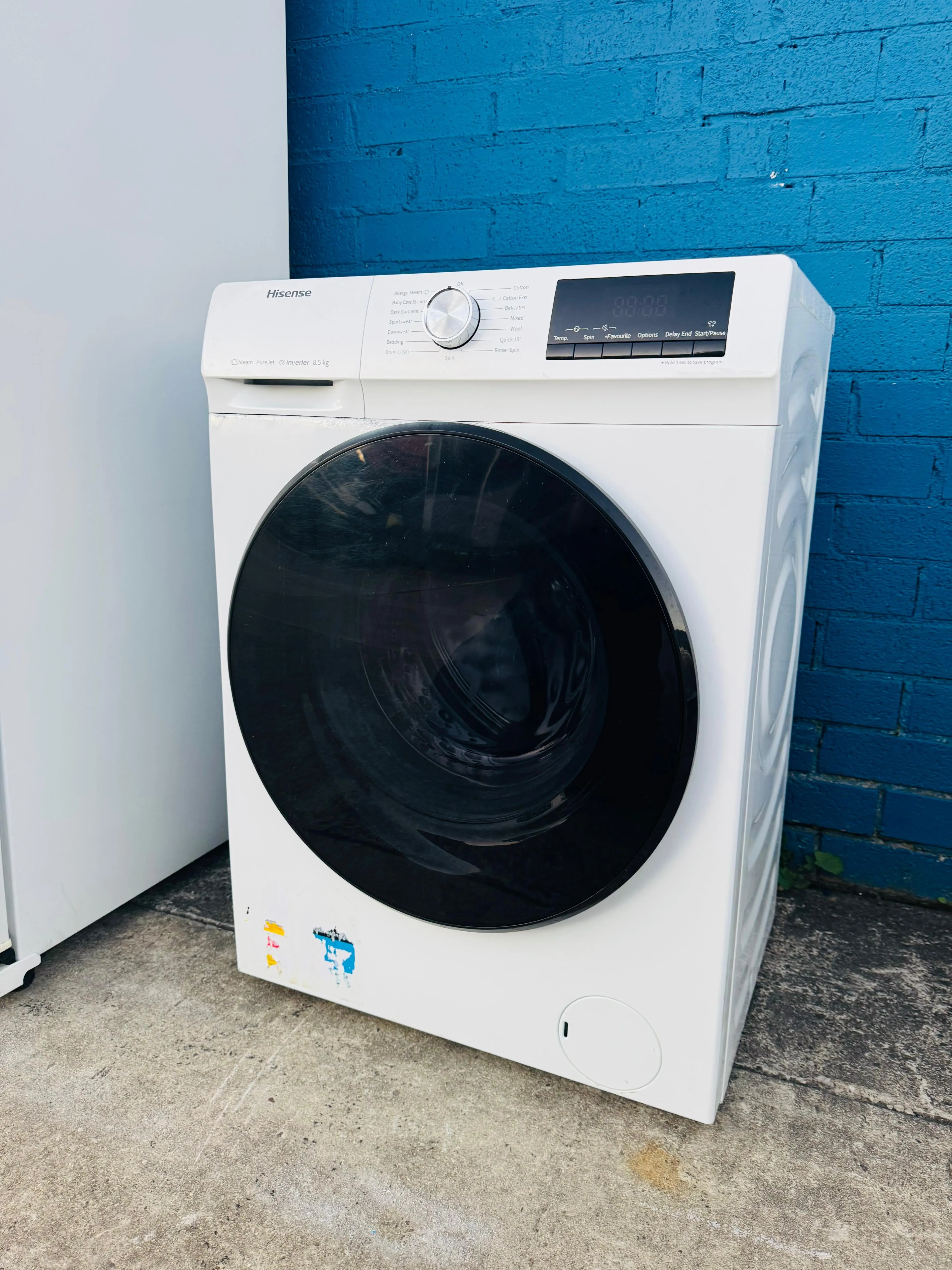**HISENSE 8.5KGS FRONT LOADER WASHING MACHINE**