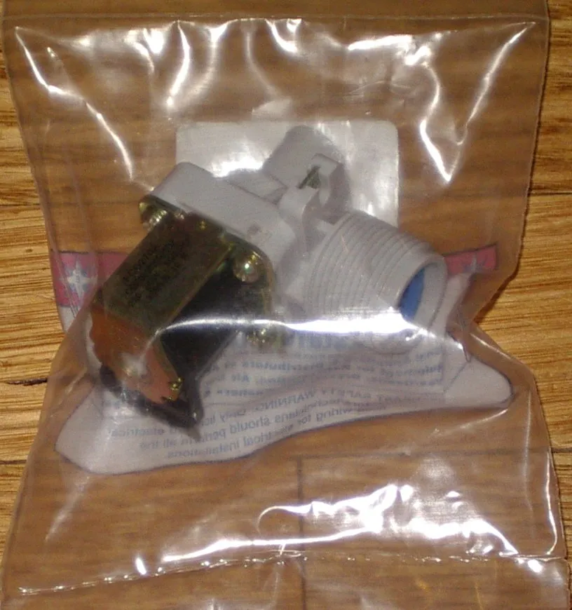 Hitachi Single Inlet Valve FDC270A 14mm Rightangled - Part # WV033A