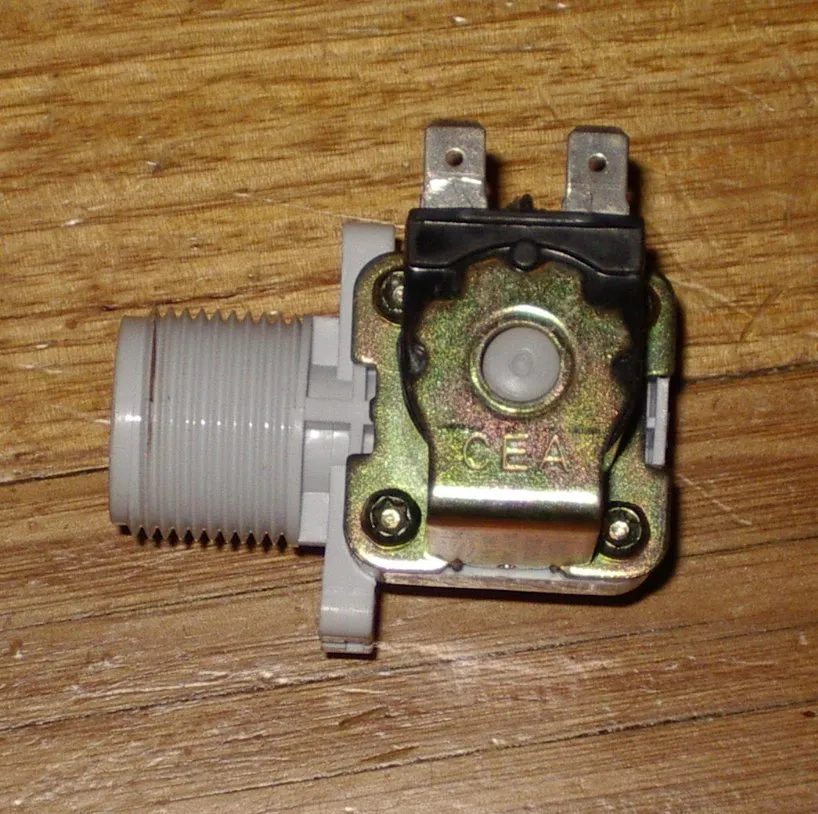 Hitachi Single Inlet Valve FDV65A2C 13mm Rightangled - Part # WV034