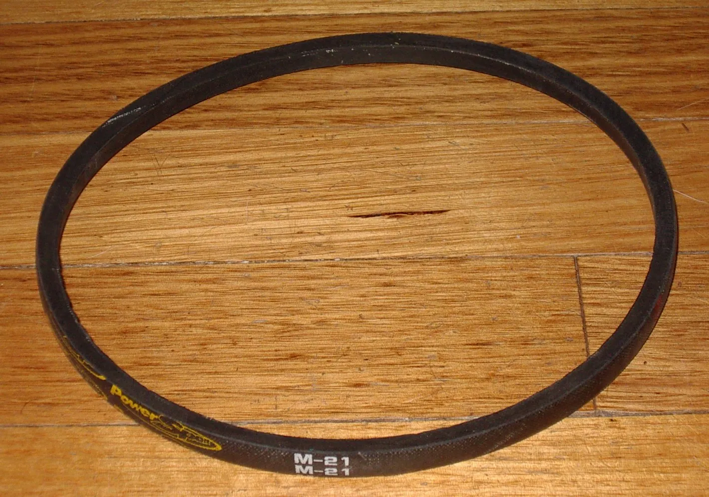 Hoover 200M0AUS, 220M0AUS, 350M0AUS, 560M0AUS Main Drive Belt # TBVPM021, M21