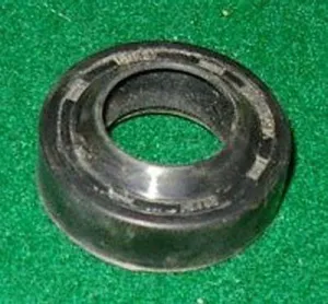 Hoover, Philips Large Auto Gearbox Agitator Shaft Seal - Part # H013