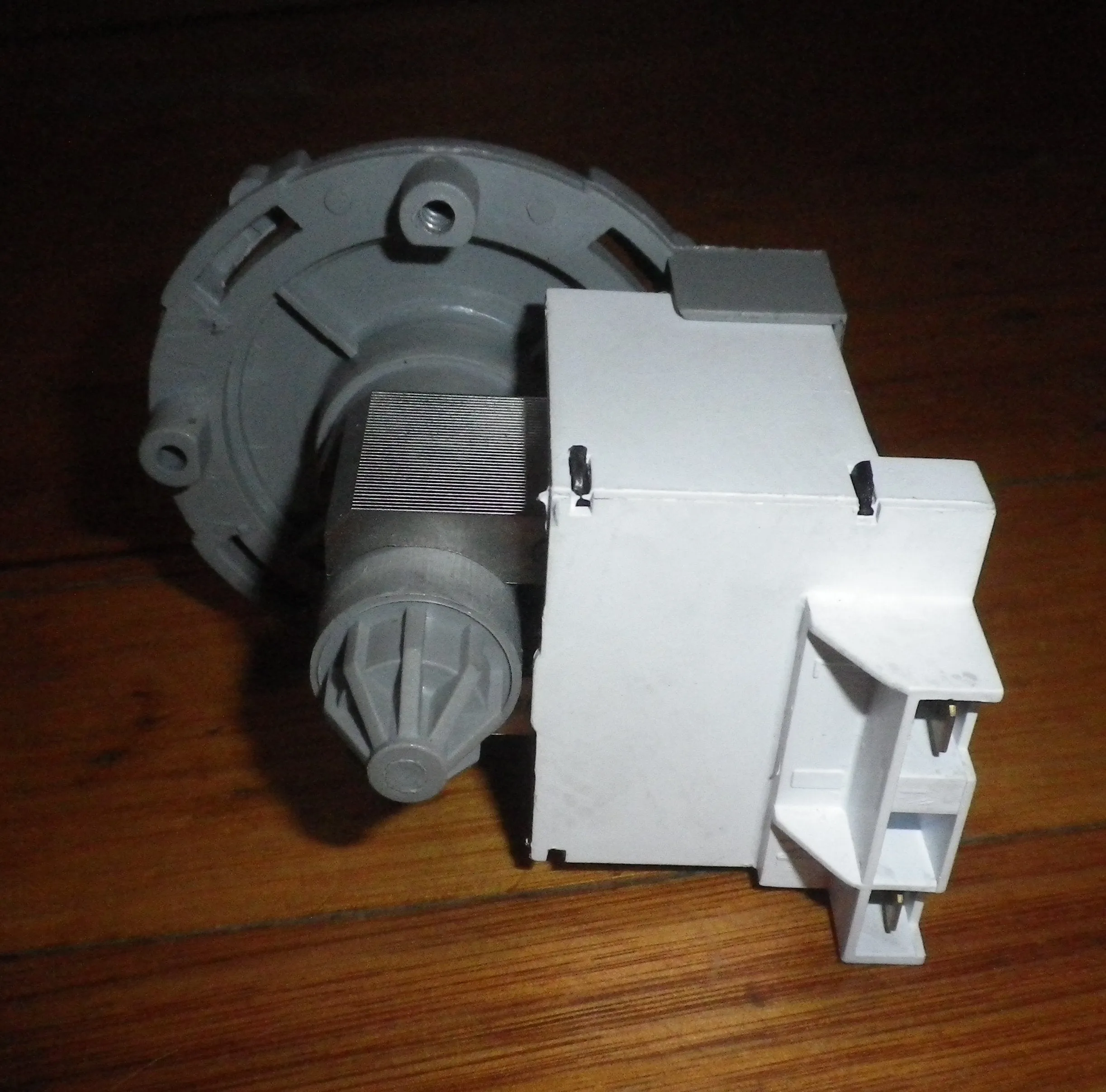 Hoover Washer 4 Lug Twist-On Magnetic Pump Motor - Part # H051U