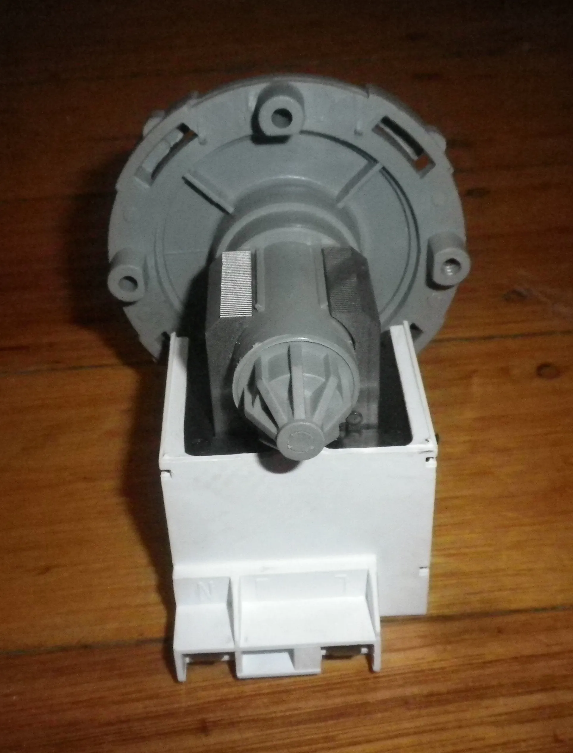 Hoover Washer 4 Lug Twist-On Magnetic Pump Motor - Part # H051U