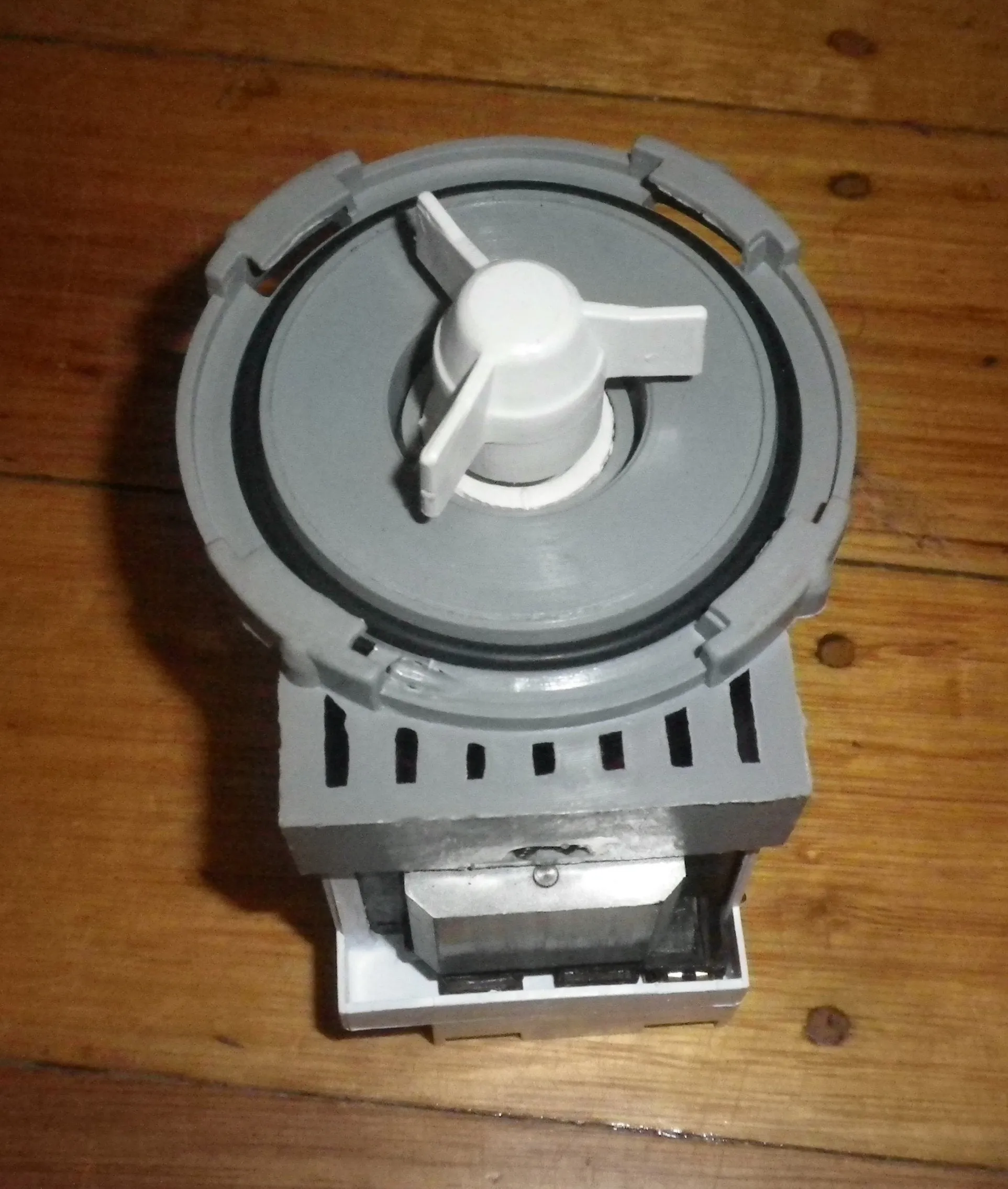 Hoover Washer 4 Lug Twist-On Magnetic Pump Motor - Part # H051U