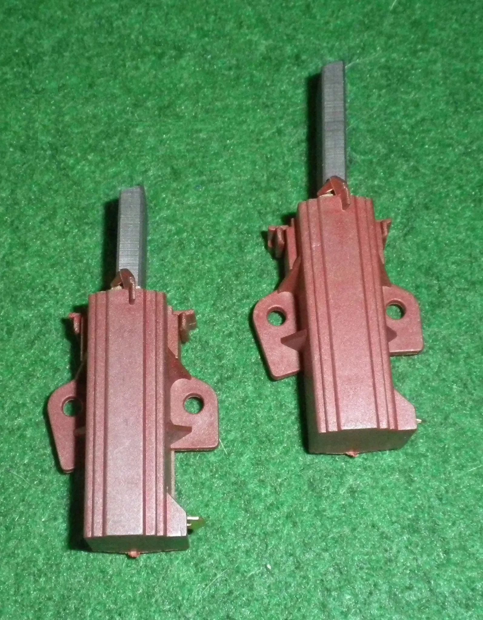 Hoover, Whirlpool, Electrolux Front Loader Carbon Motor Brushes - Part # HV12102