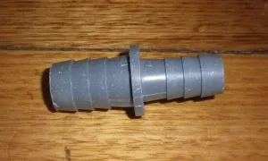 Hose Reducing Joiner / Connector 21mm to 17mm - Part # W048F