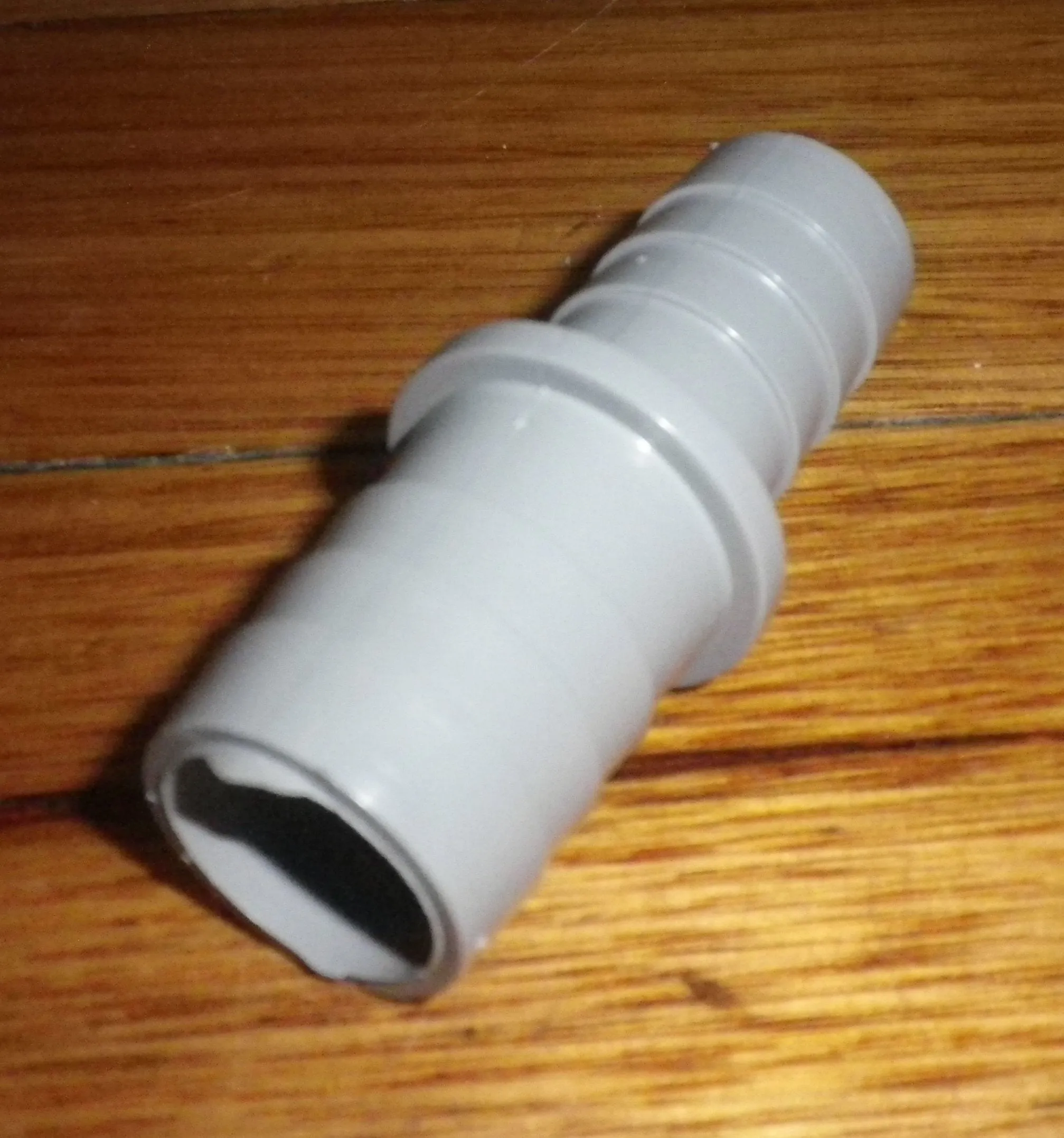 Hose Reducing Joiner / Connector 23mm to 21mm - Part # W048G