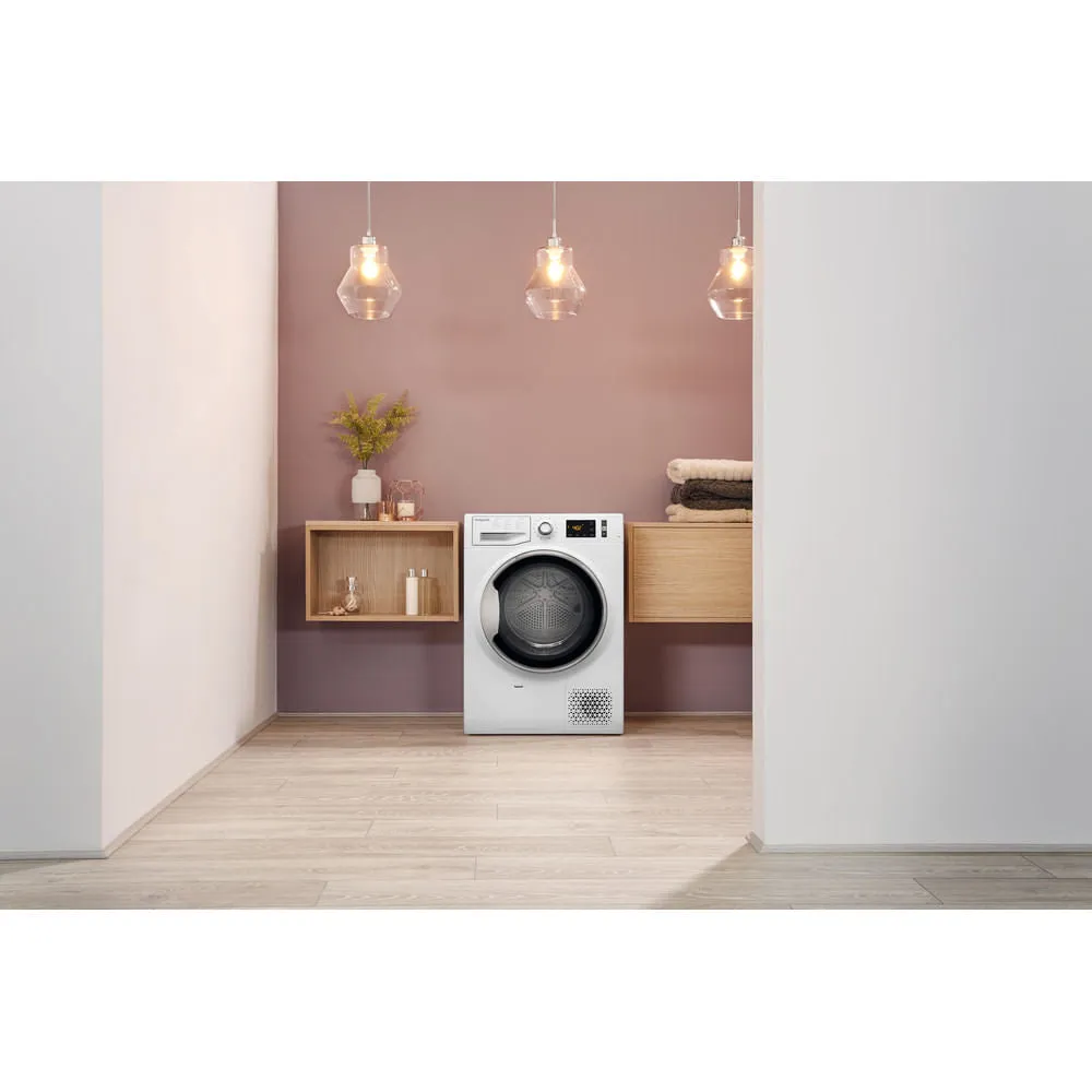 Hotpoint NT M11 82XB UK 8kg Heat Pump Tumble Dryer