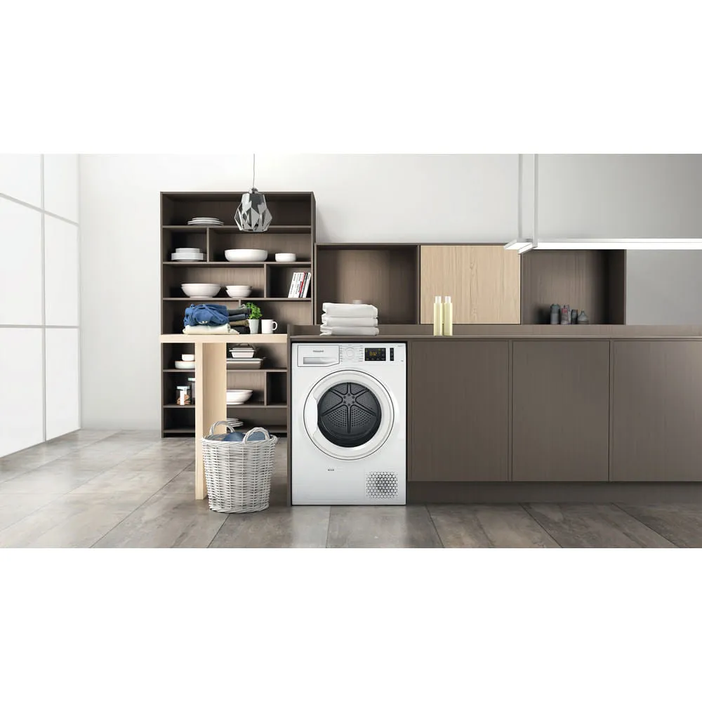 Hotpoint NT M11 92 UK 9kg Heat Pump Tumble Dryer