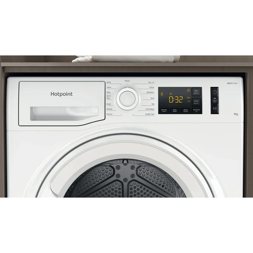 Hotpoint NT M11 92 UK 9kg Heat Pump Tumble Dryer