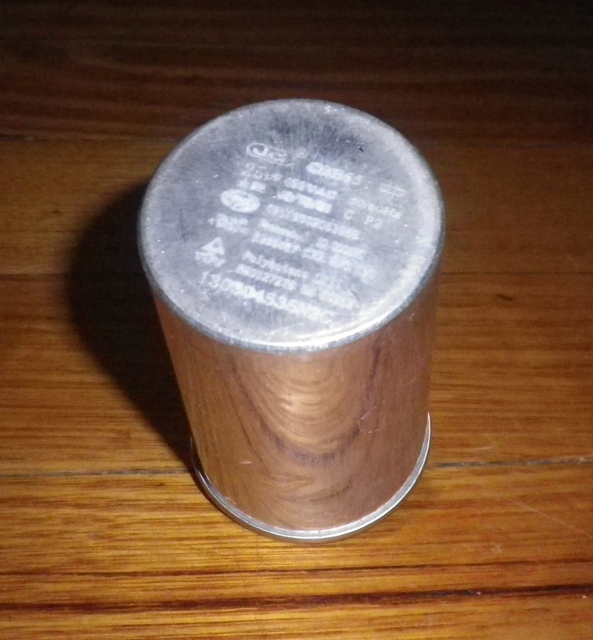 Kelvinator 25uF 450Volt Motor Start Capacitor - Part # 33000017