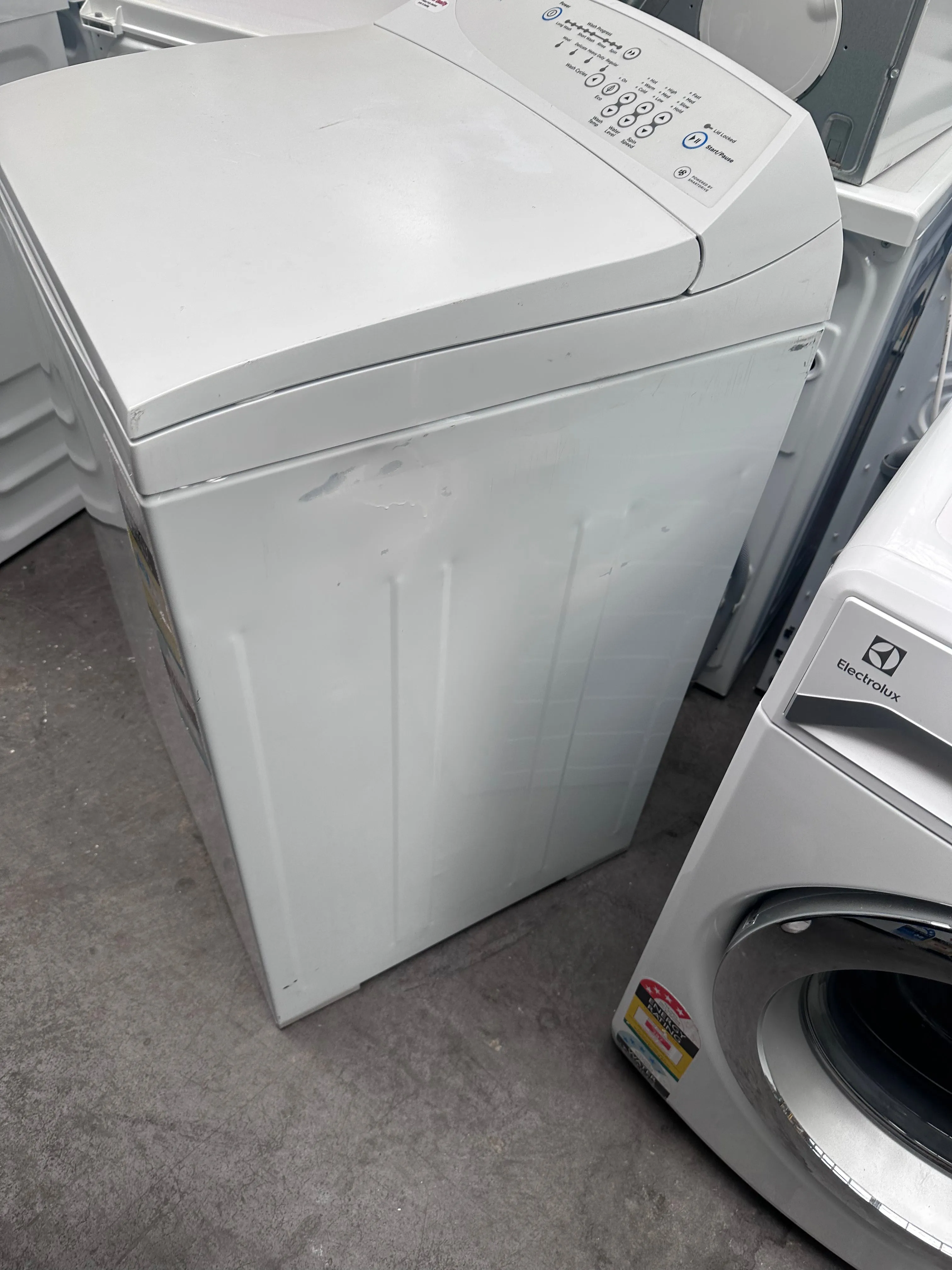 *Latest Model *Fisher & Paykel 5.5kg Top Loader [Refurbished]