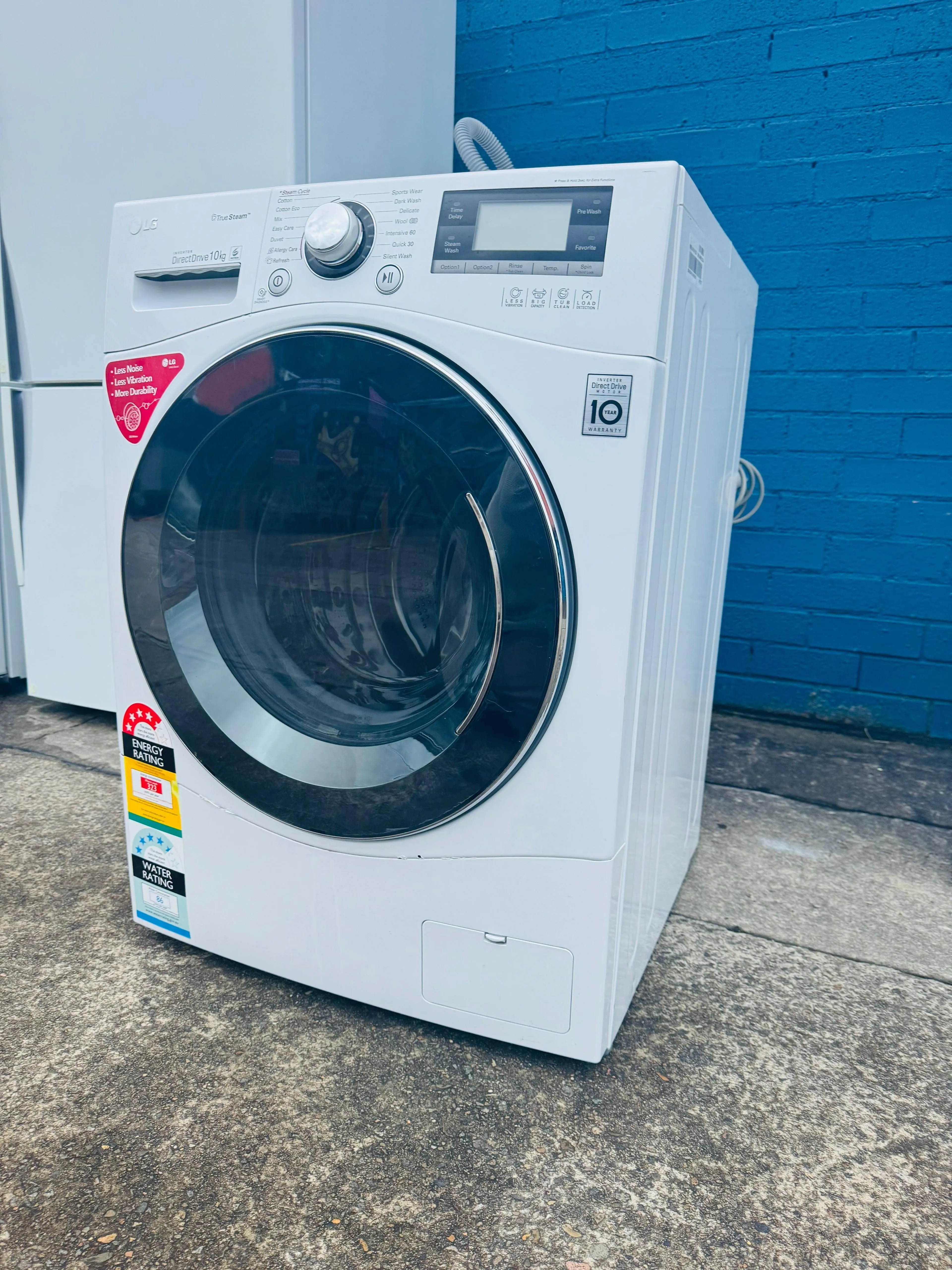 **LG 10 KGS FRONT LOADER WASHING MACHINE**