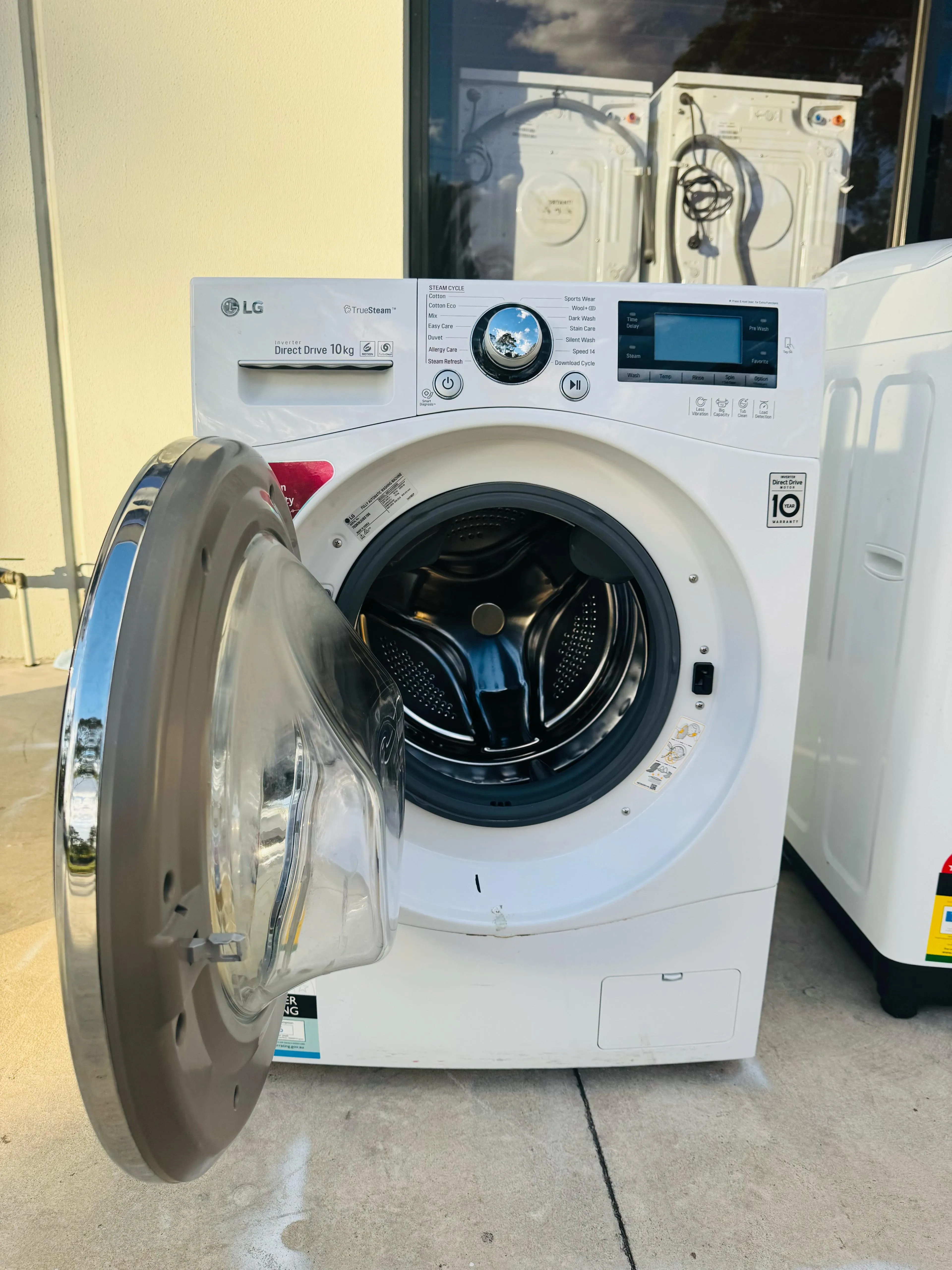 **LG 10KGS FRONT LOADER WASHING MACHINE** FREE DELIVERY