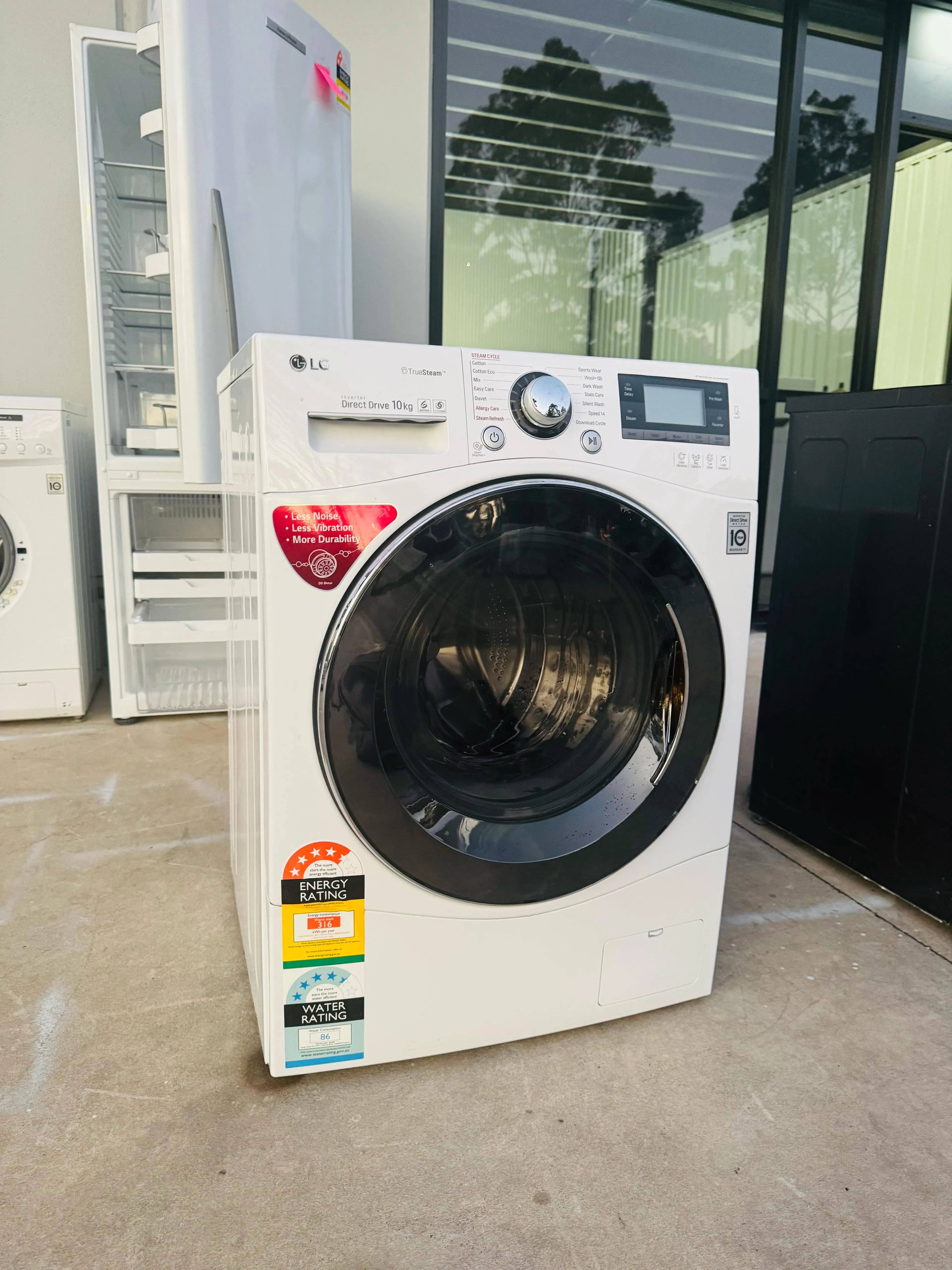 *LG 10KGS FRONT LOADER WASHING MACHINE** FREE DELIVERY
