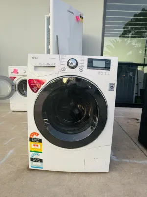 *LG 10KGS FRONT LOADER WASHING MACHINE** FREE DELIVERY