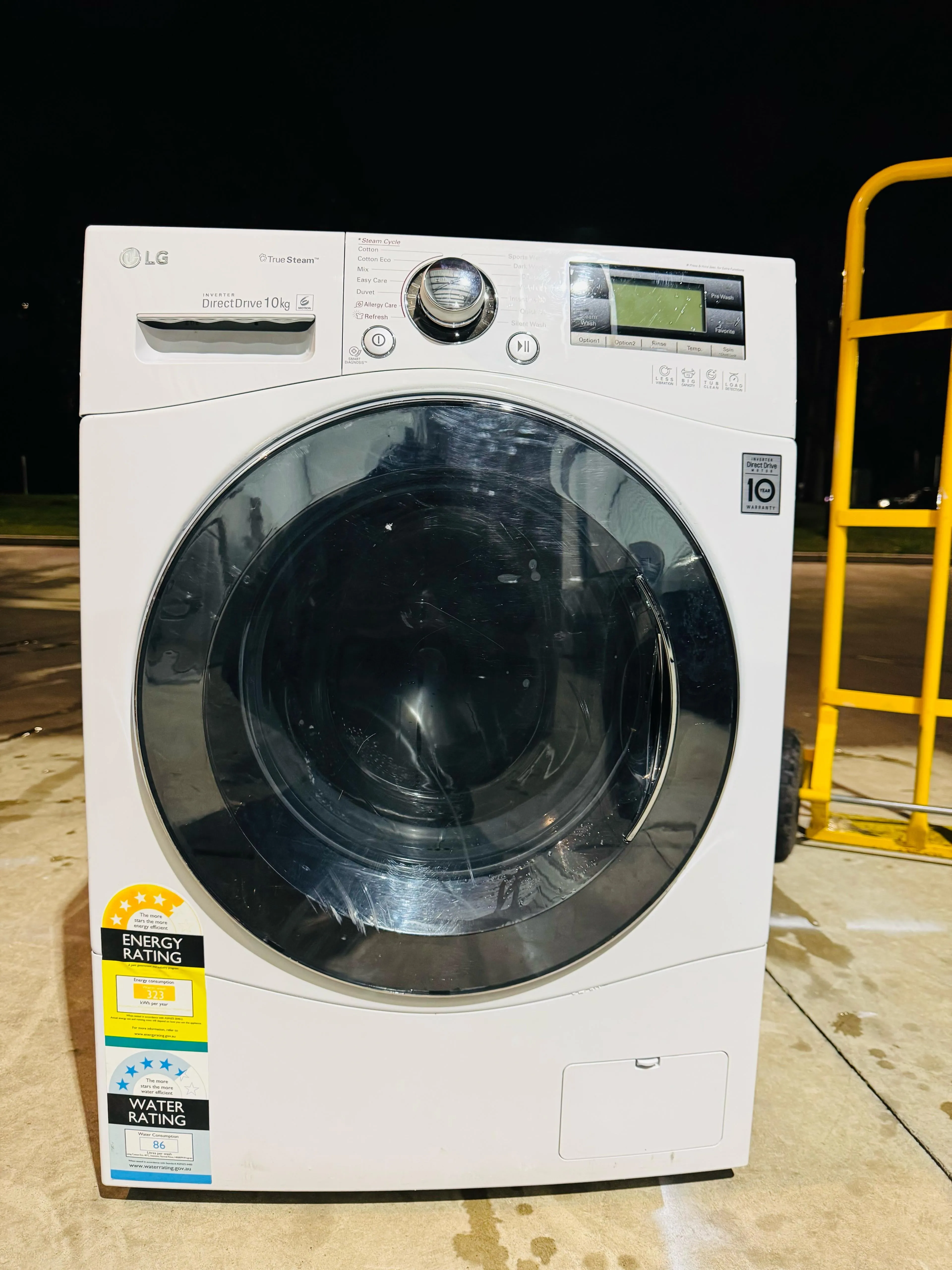**LG 10KGS FRONT LOADER WASHING MACHINE**