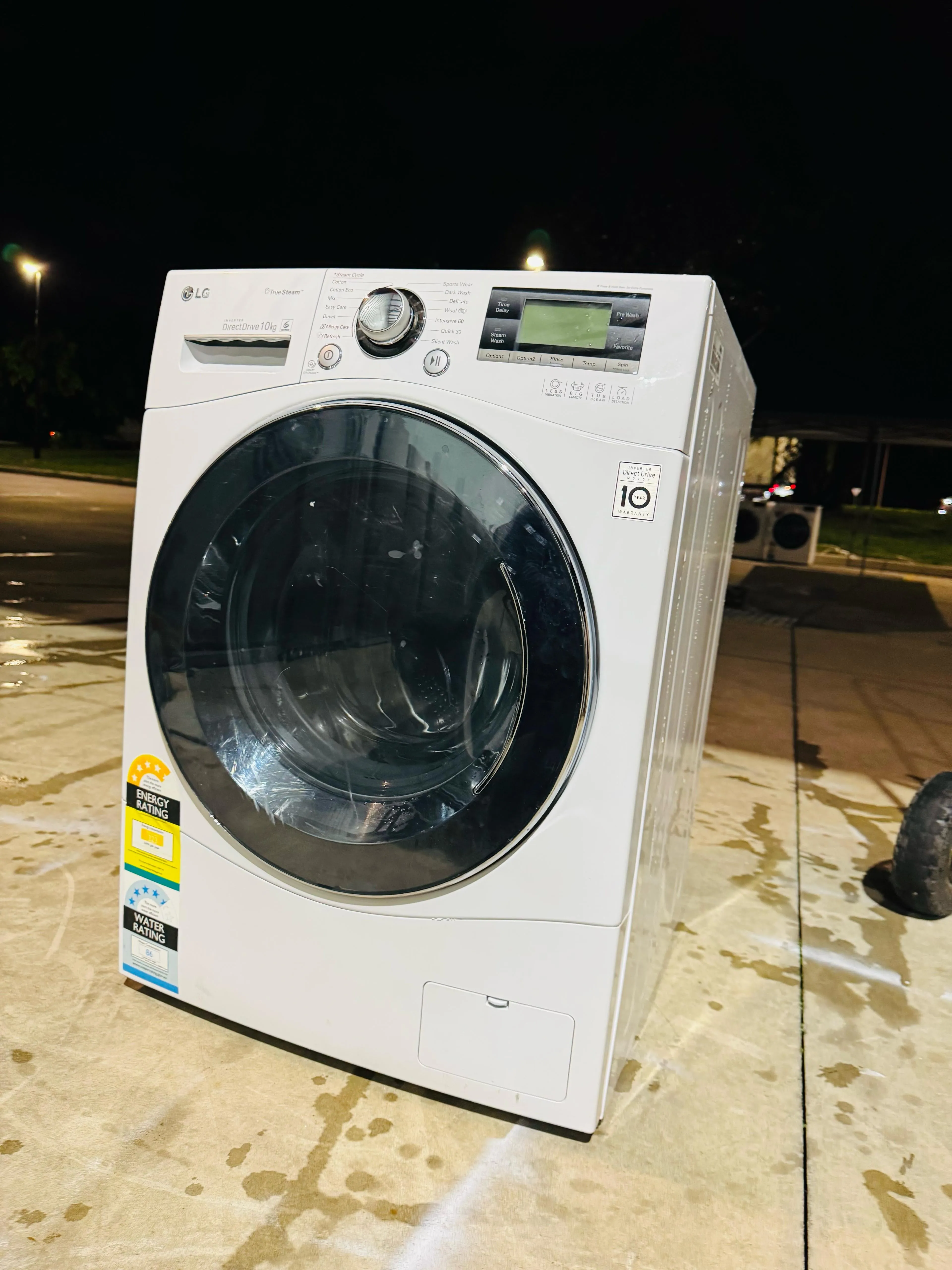 **LG 10KGS FRONT LOADER WASHING MACHINE**