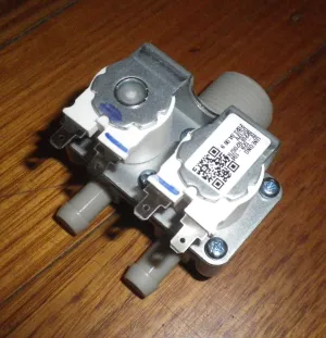 LG 10mm Straight Through Dual 12volt Inlet Valve - Part # 5220FR2067R