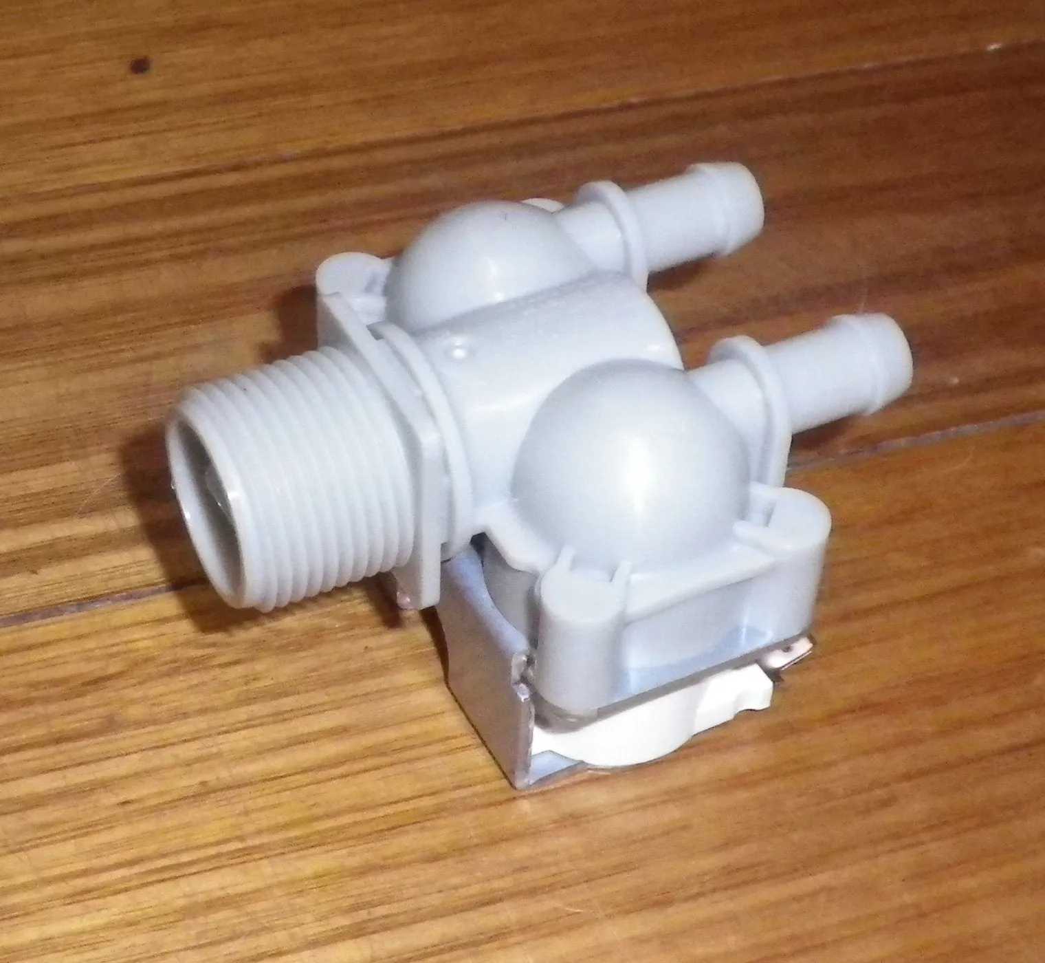 LG 10mm Straight Through Dual 12volt Inlet Valve - Part # 5220FR2067R