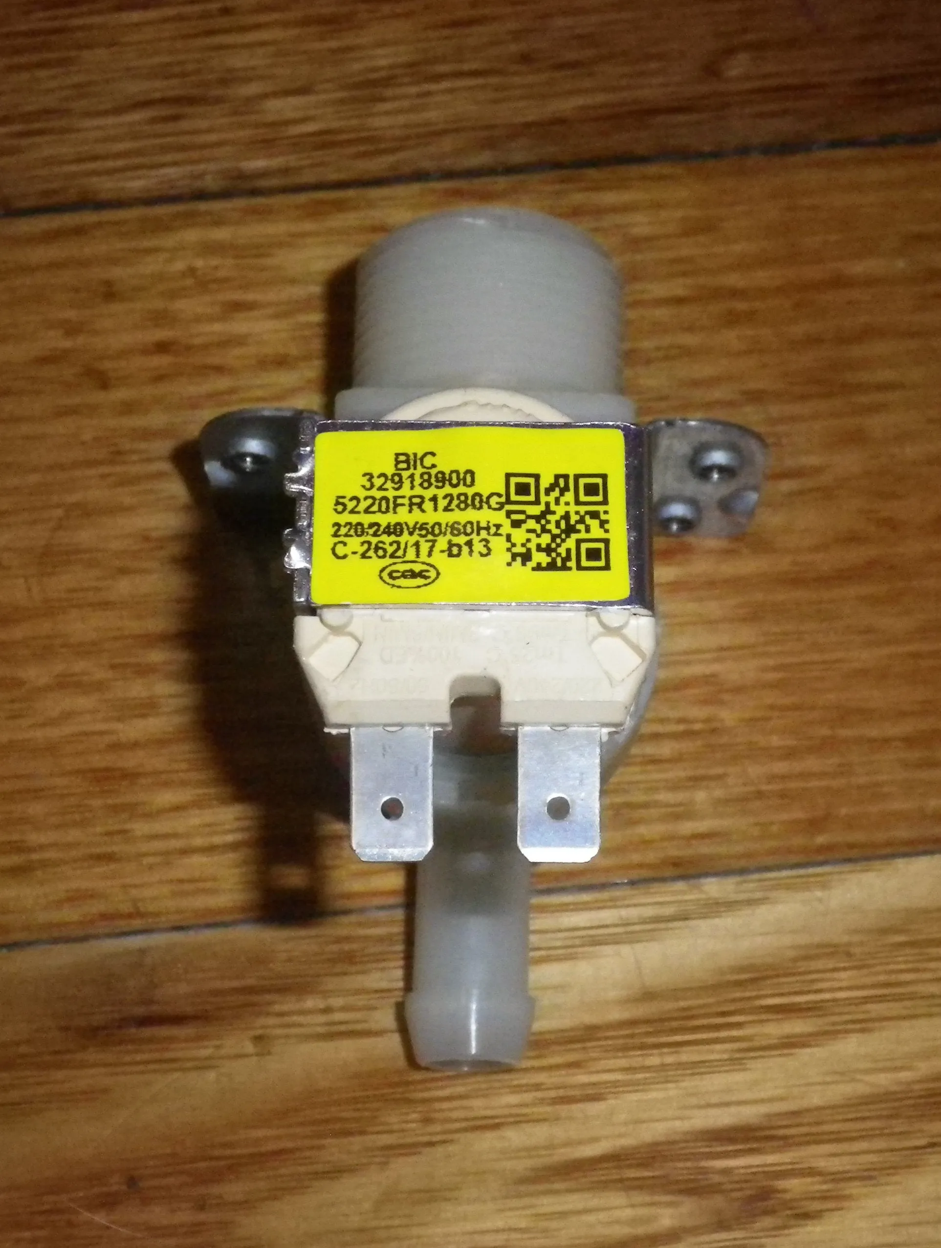 LG 10mm Straight Through Single Hot Inlet Valve - Part # 5220FR1280G