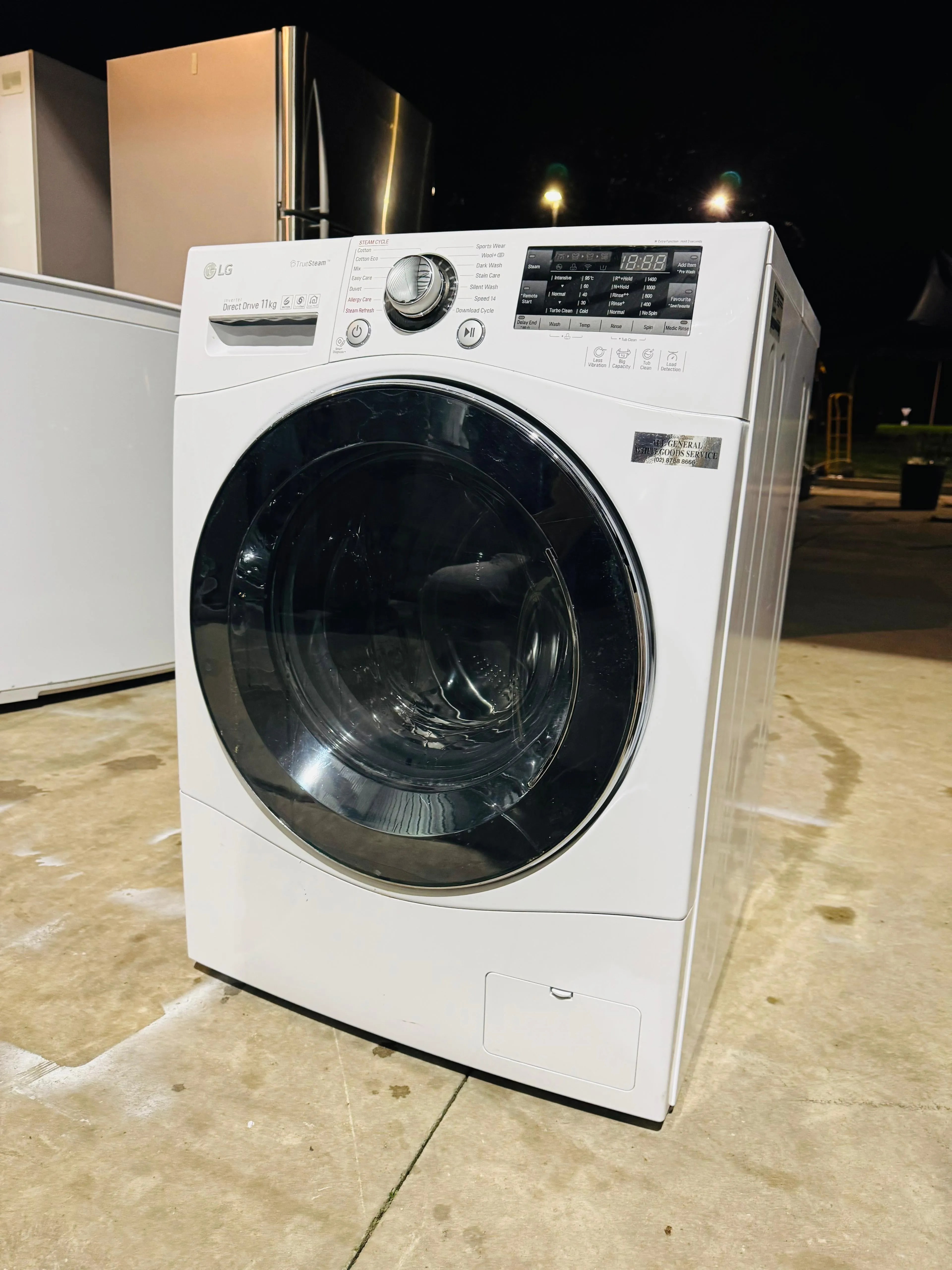 **LG 11 KGS FRONT LOADER WASHING MACHINE**