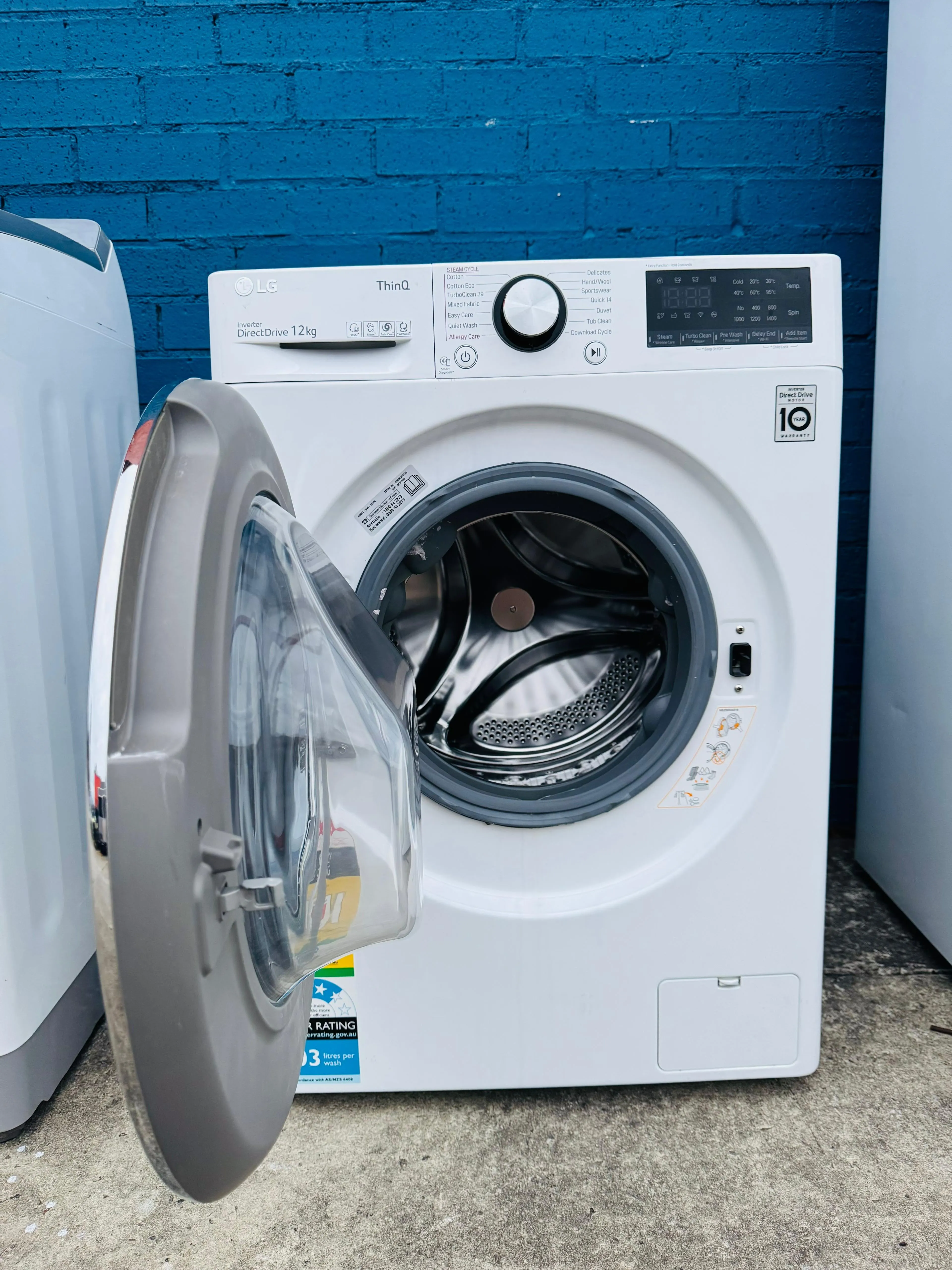 **LG 12KGS FRONT LOADER WASHING MACHINE**