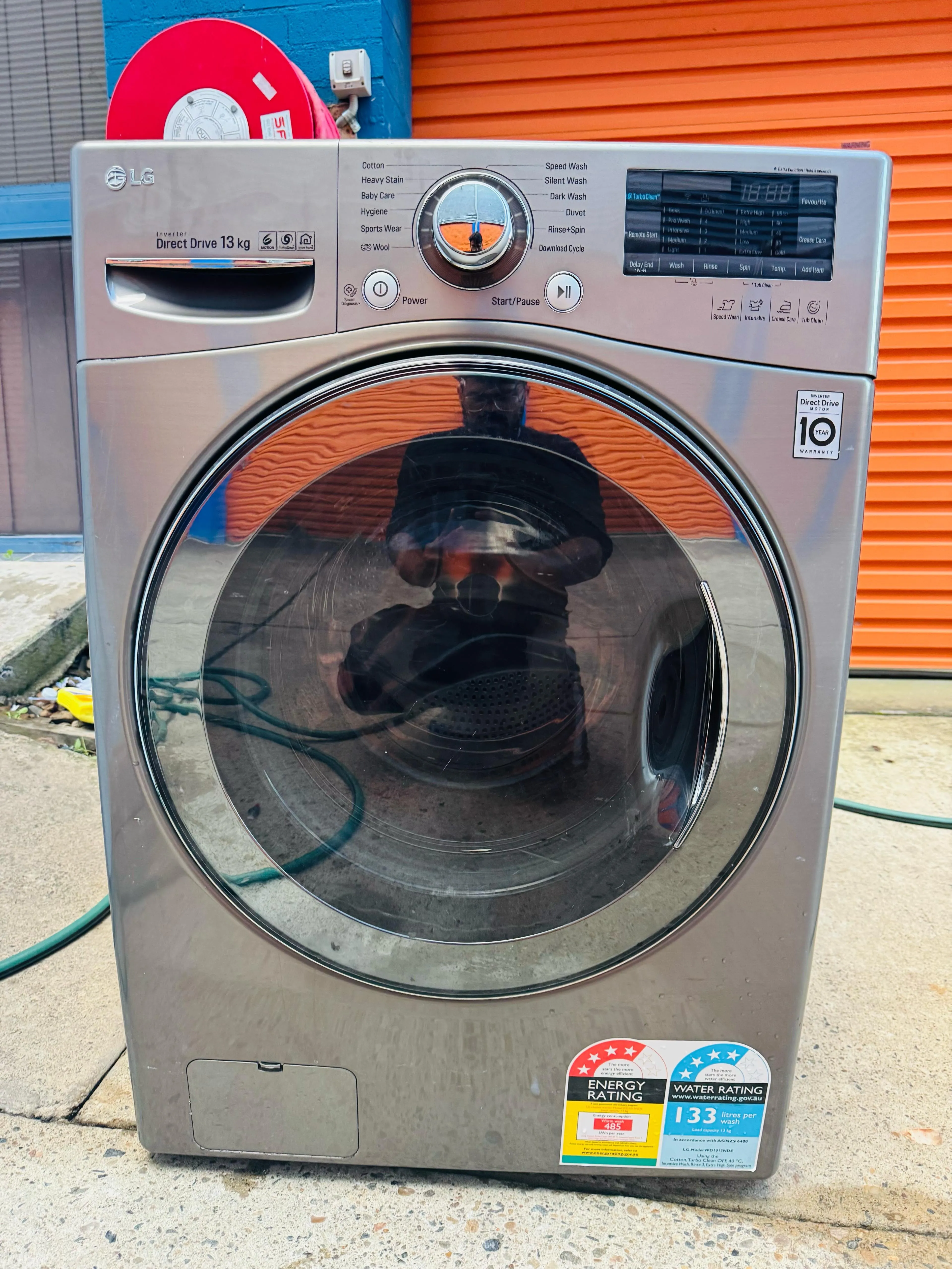 **LG 13KGS FRONT LOADER WASHING MACHINE**