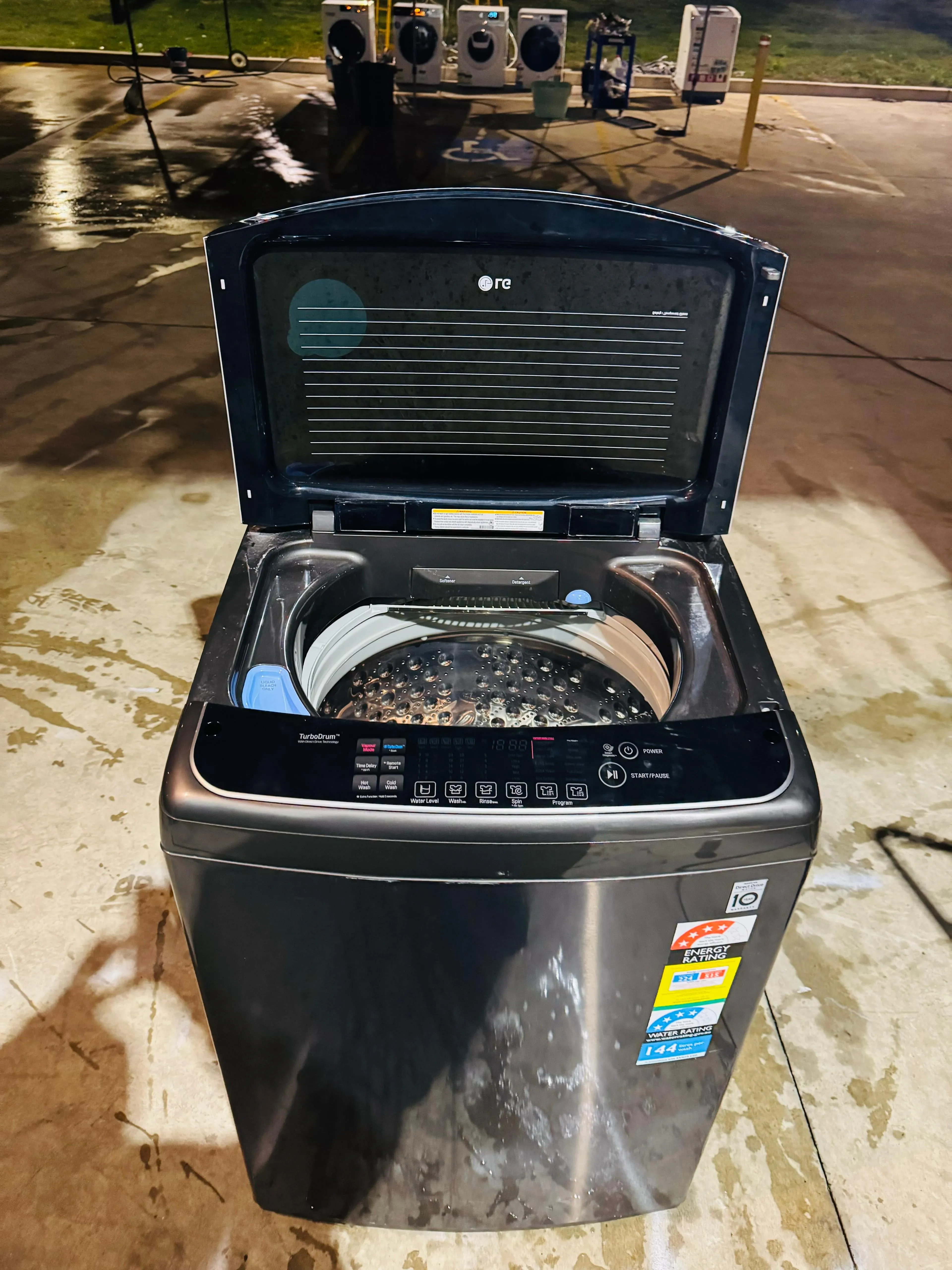 **LG 14KGS TOP LOADER WASHING MACHINE**
