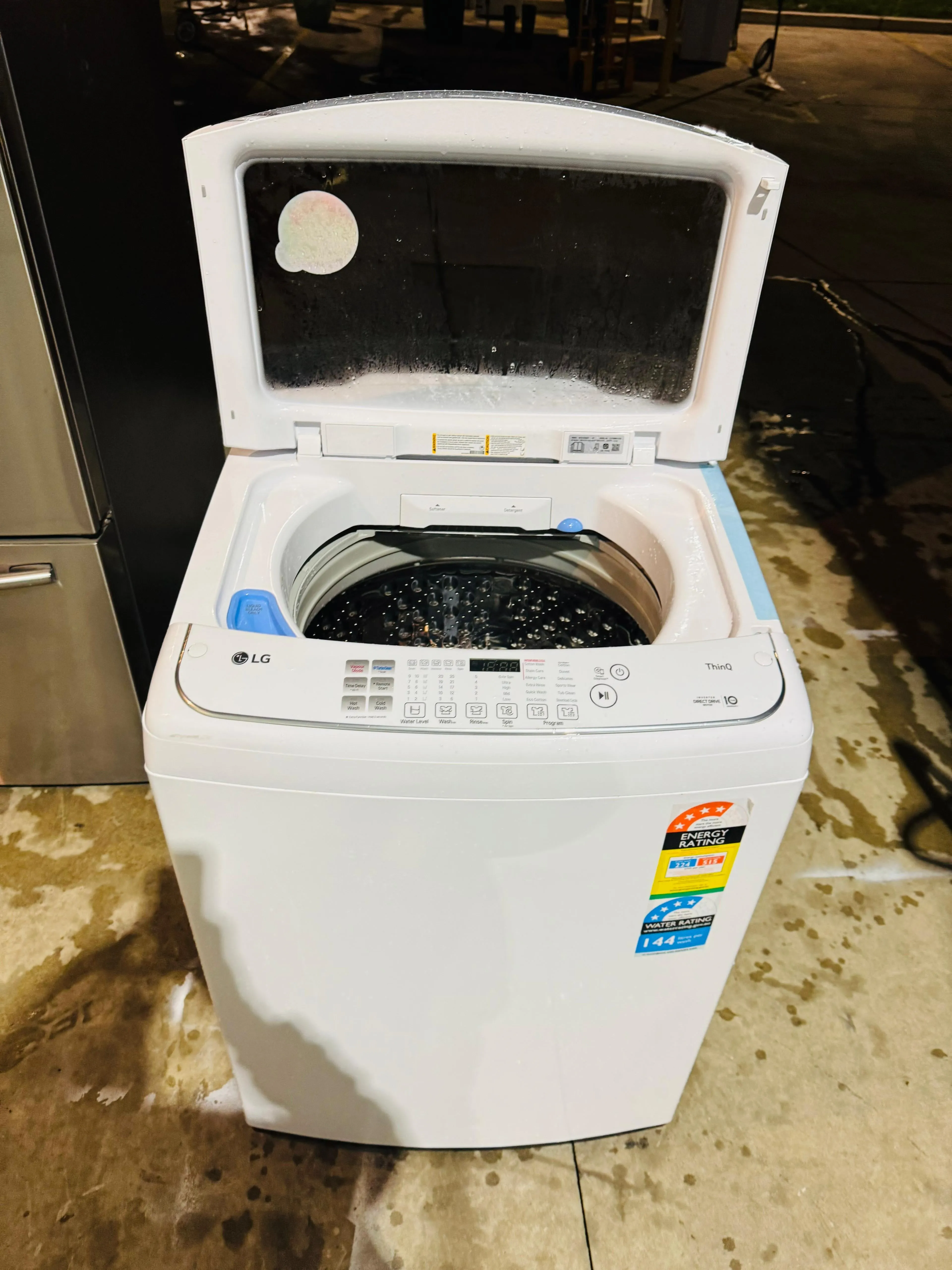 **LG 14KGS TOP LOADER WASHING MACHINE**