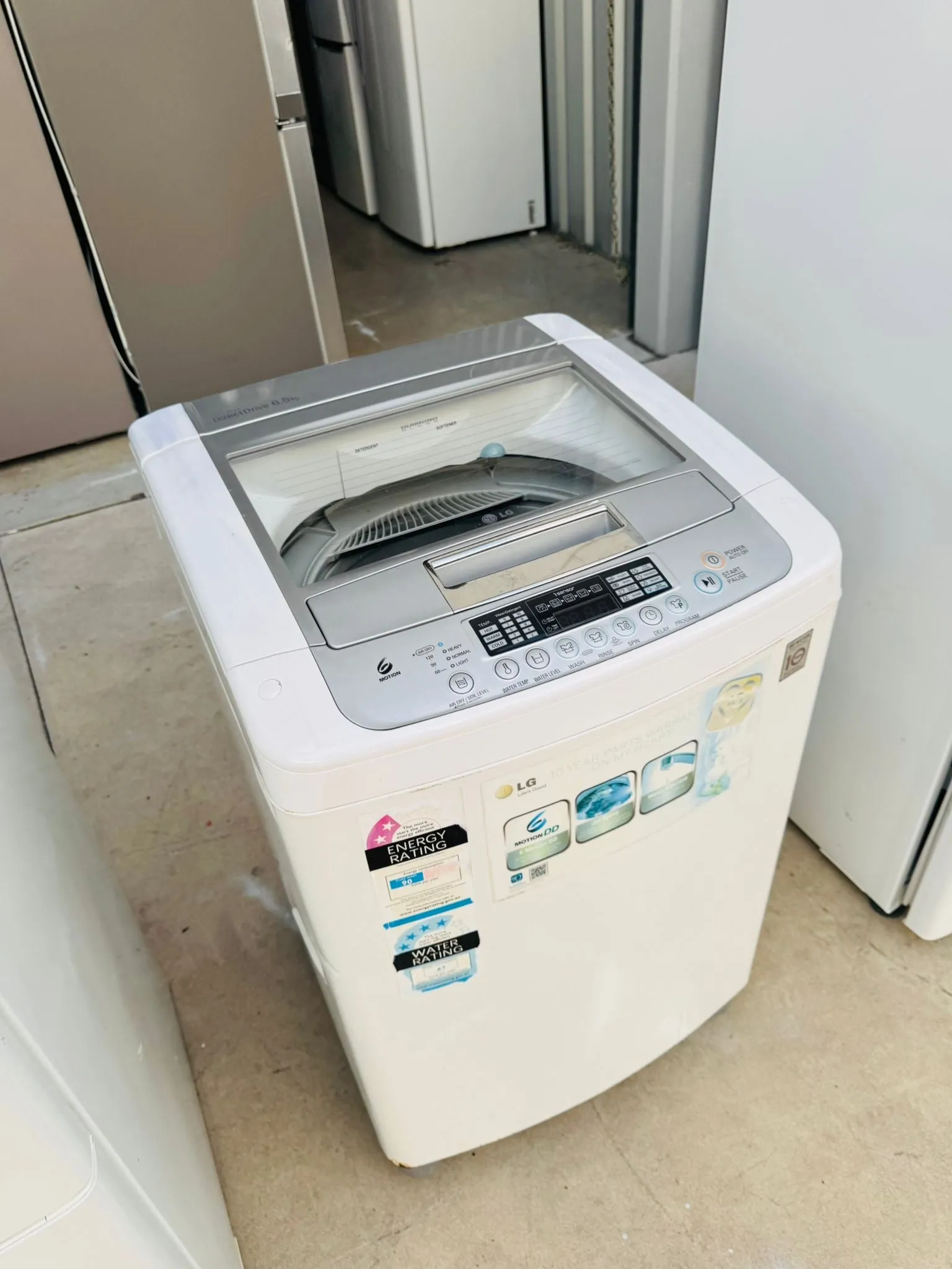 **LG 6.5 KGS TOP LOADER WASHING MACHINE**