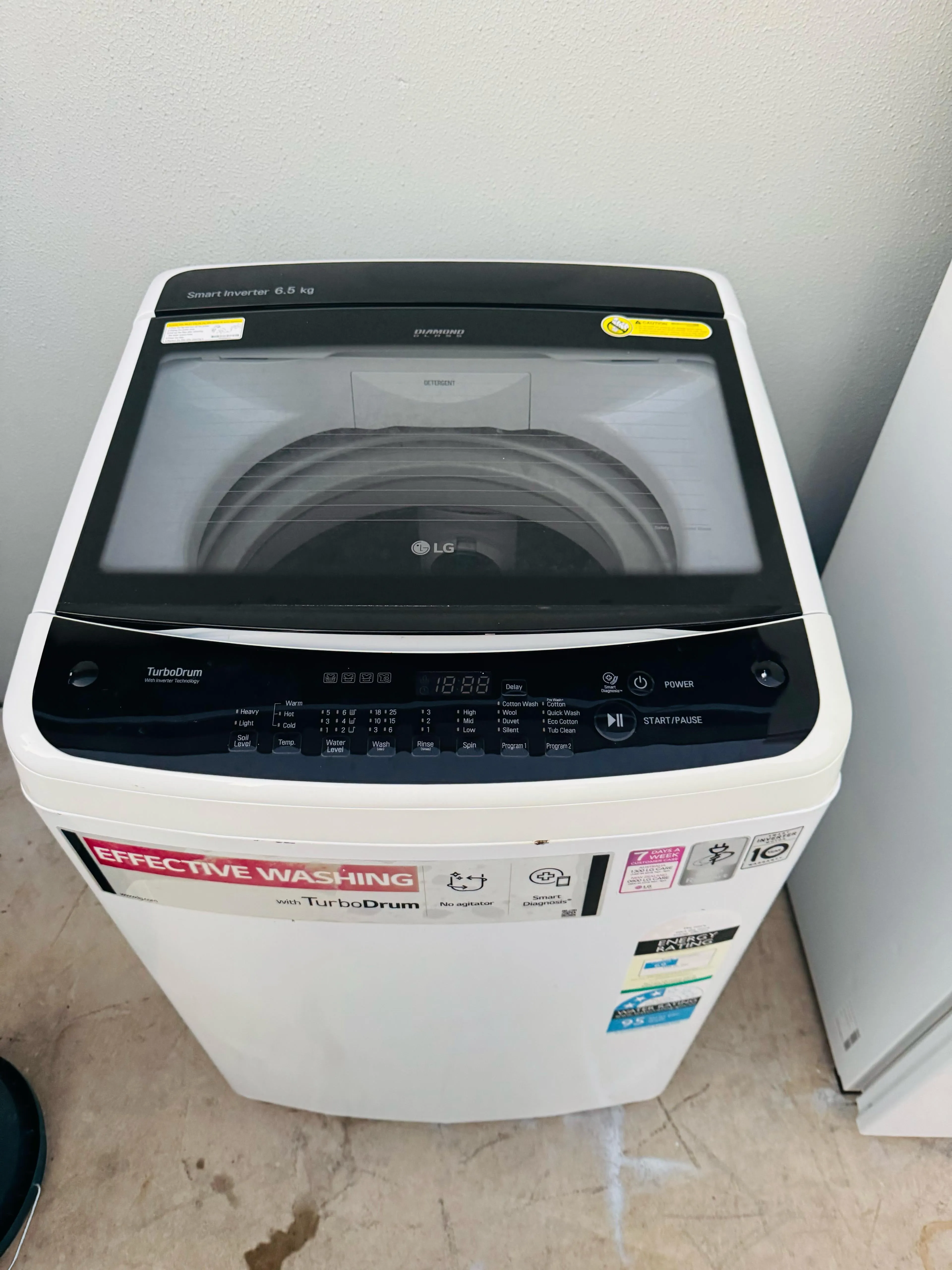 **LG 6.5 KGS TOP LOADER WASHING MACHINE**