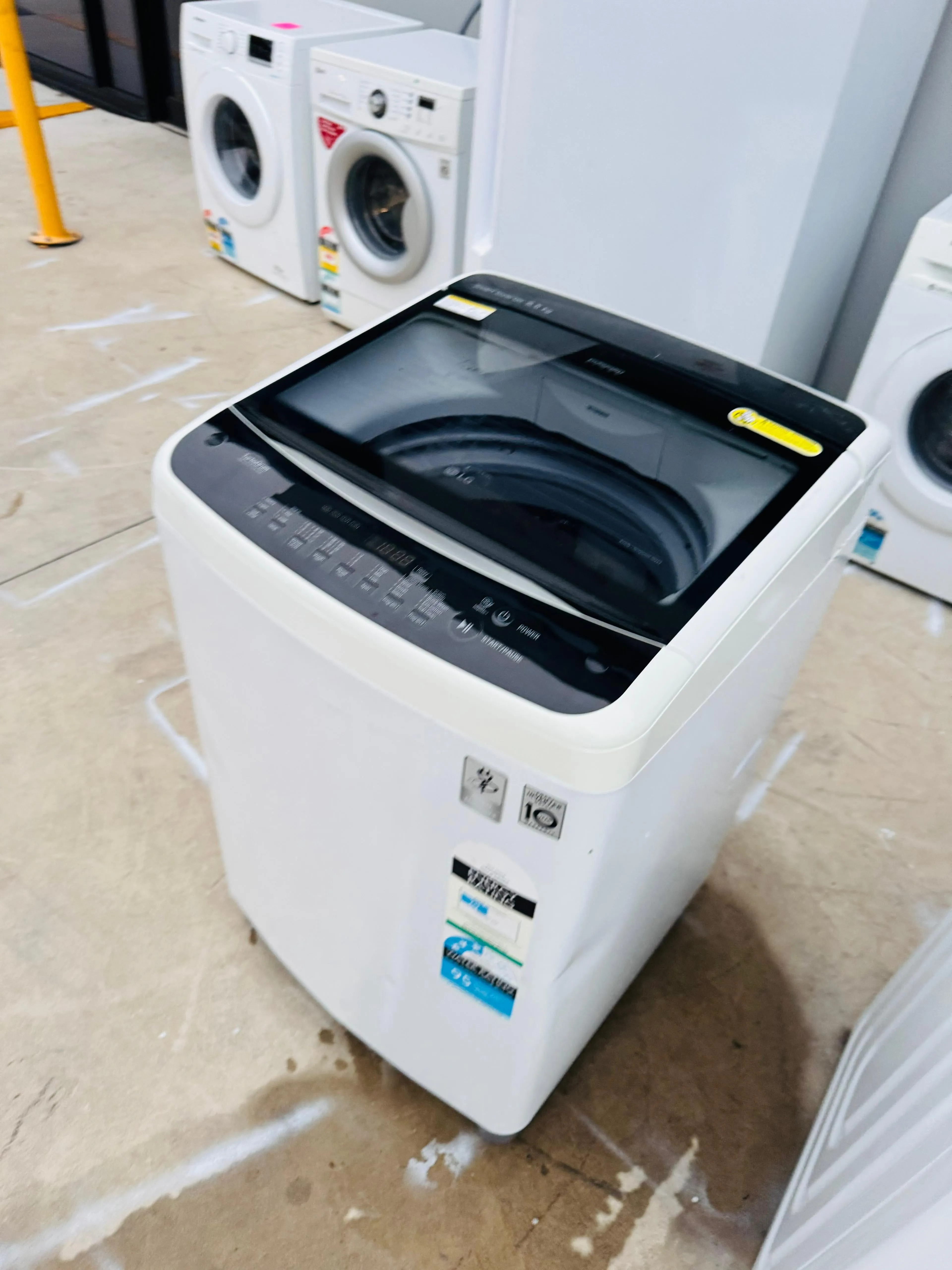 **LG 6.5 KGS TOP LOADER WASHING MACHINE**