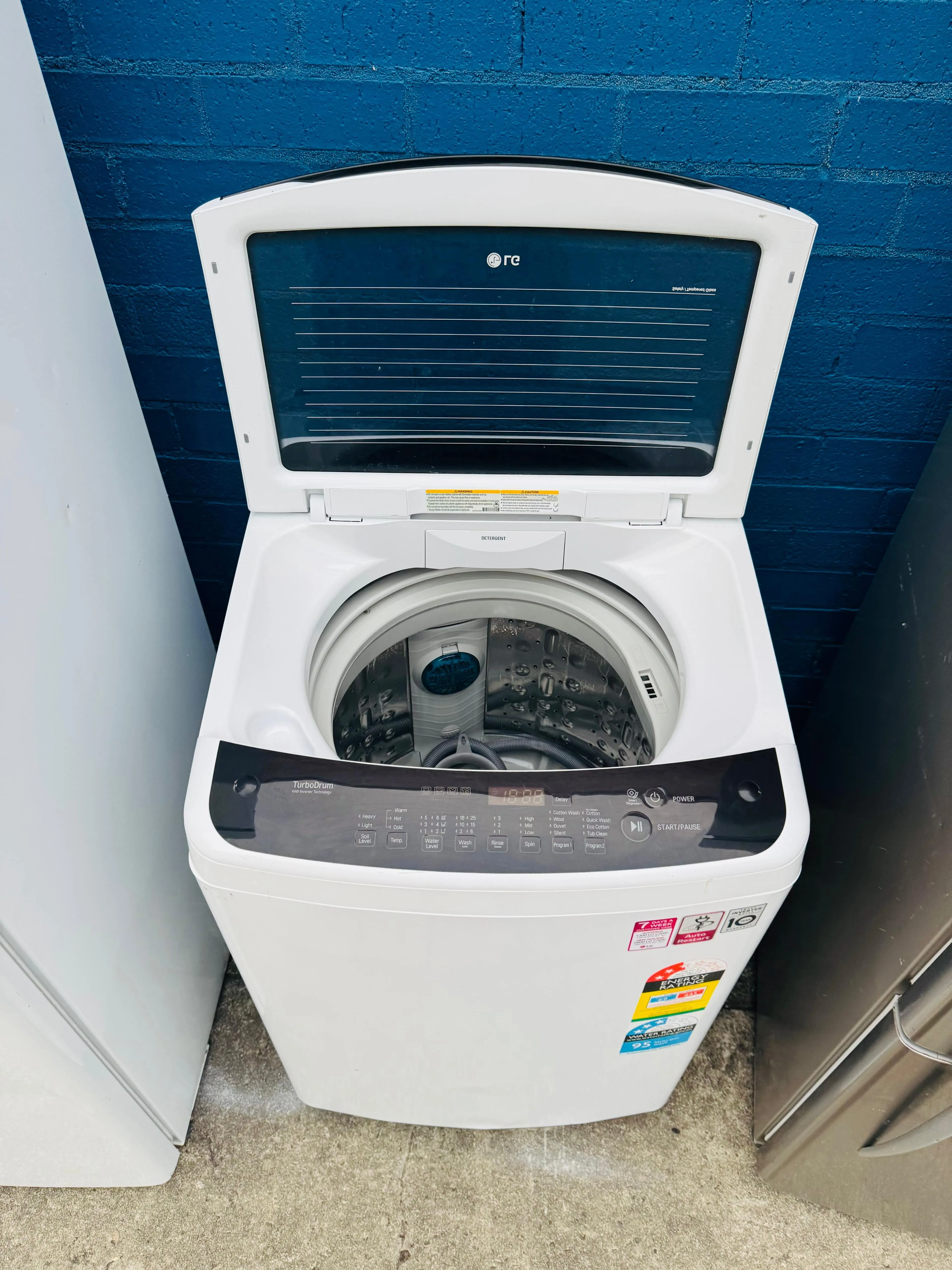 **LG 6.5 KGS TOP LOADER WASHING MACHINE**