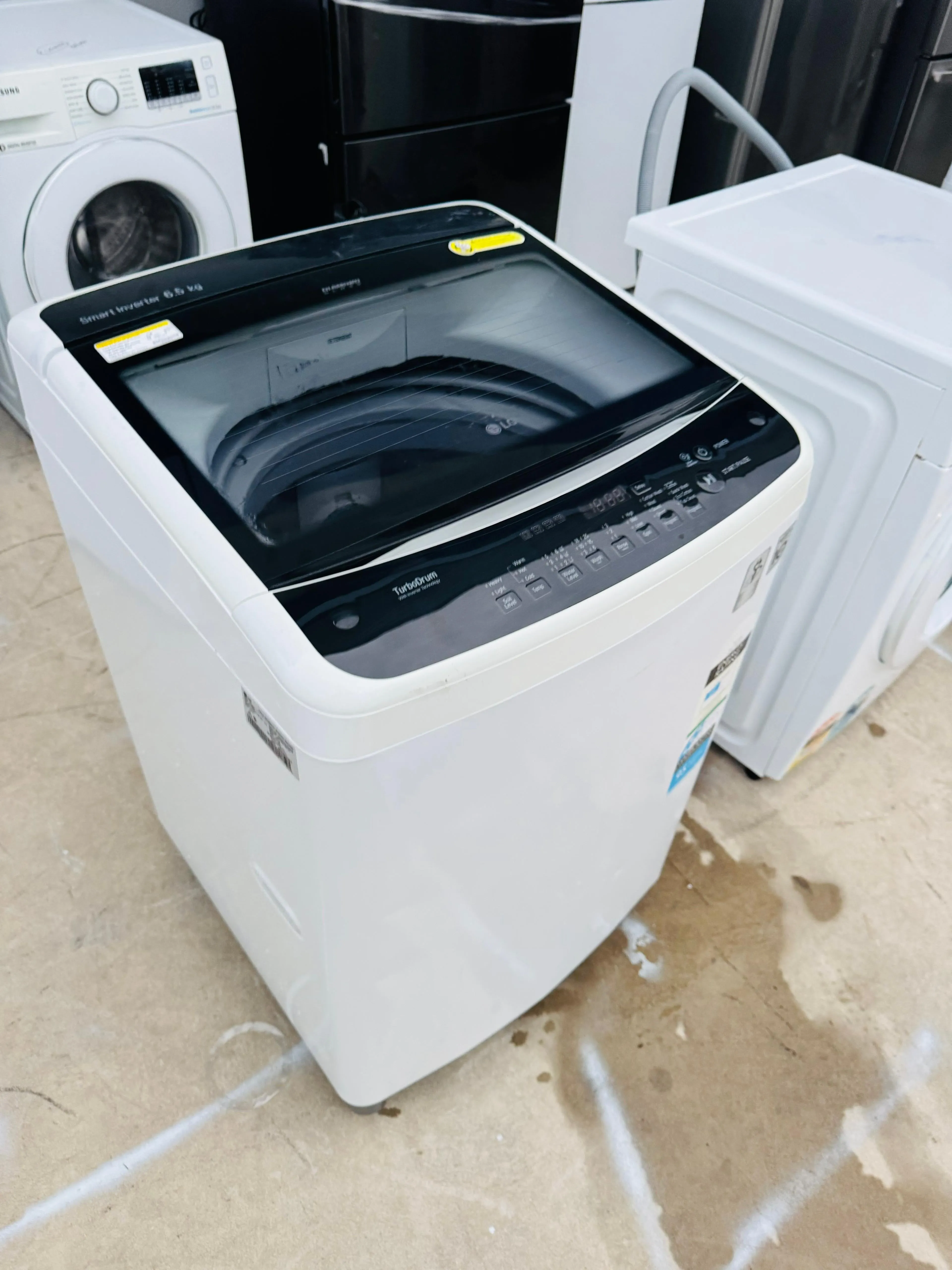 **LG 6.5 KGS TOP LOADER WASHING MACHINE**