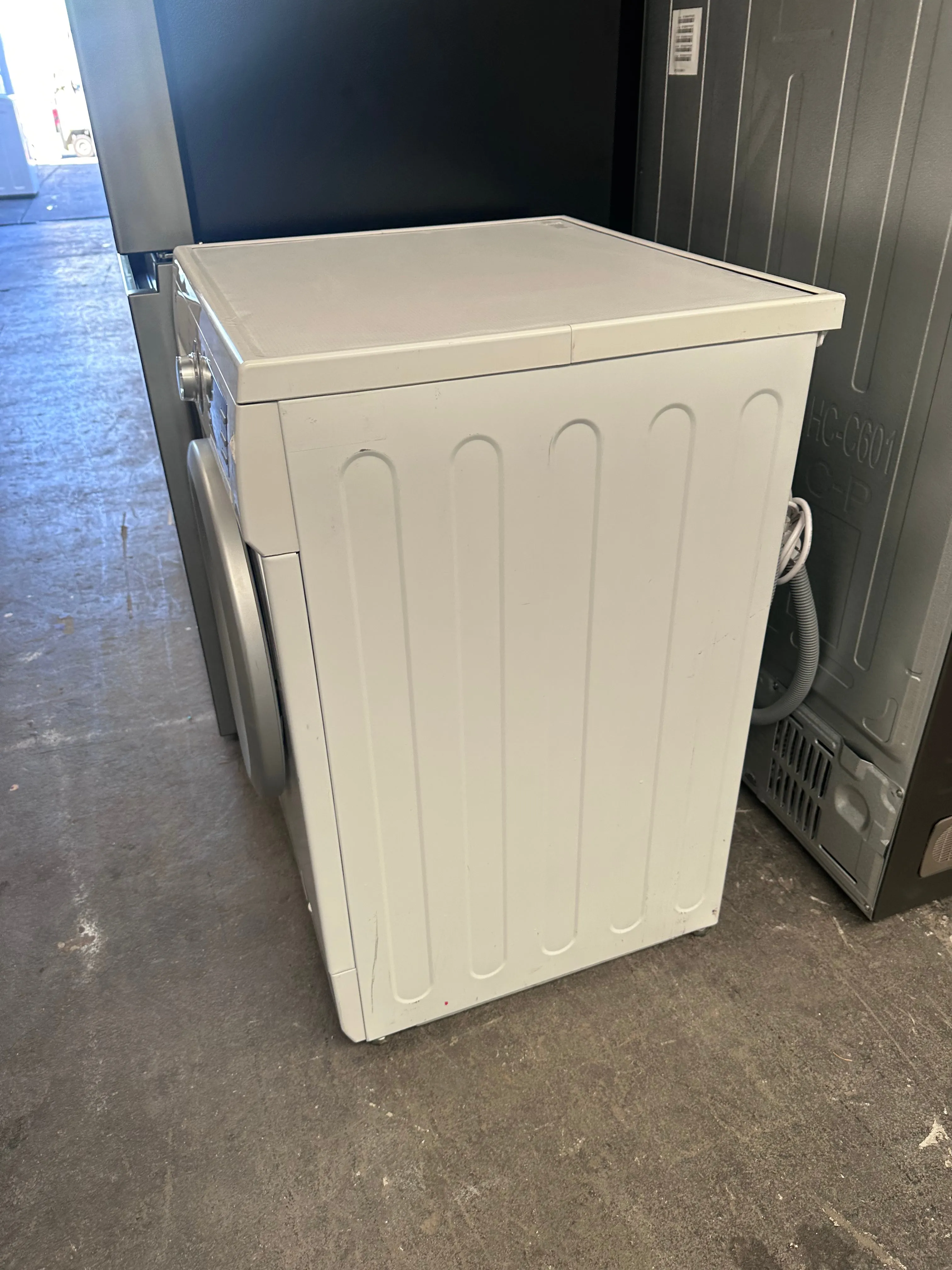 LG 7 kg Direct Drive Front Loader [Refurbished]